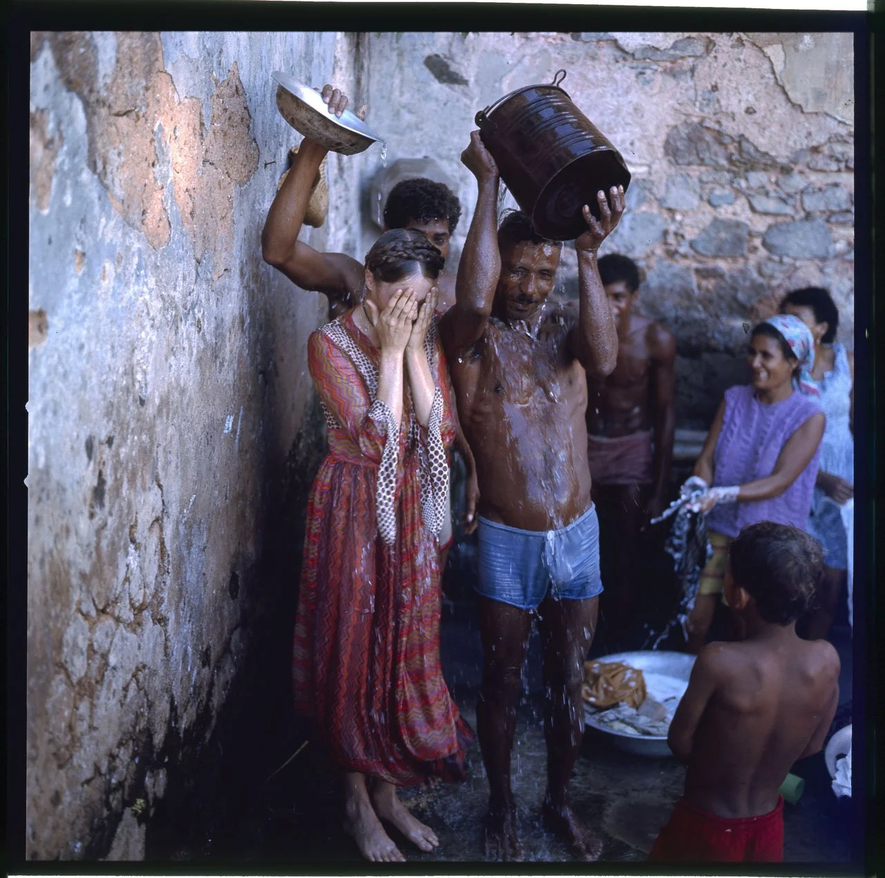 003_30.BRASIL_STREET-CHILDREN_EDITORIAL_002_PA.jpg