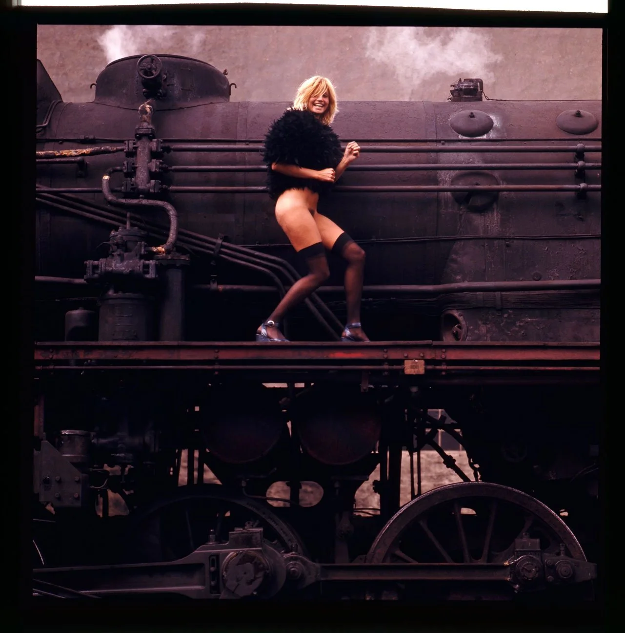 010D_31.Playboy_ Editorial (PETRA c.a. 1988)_025_PA.jpg