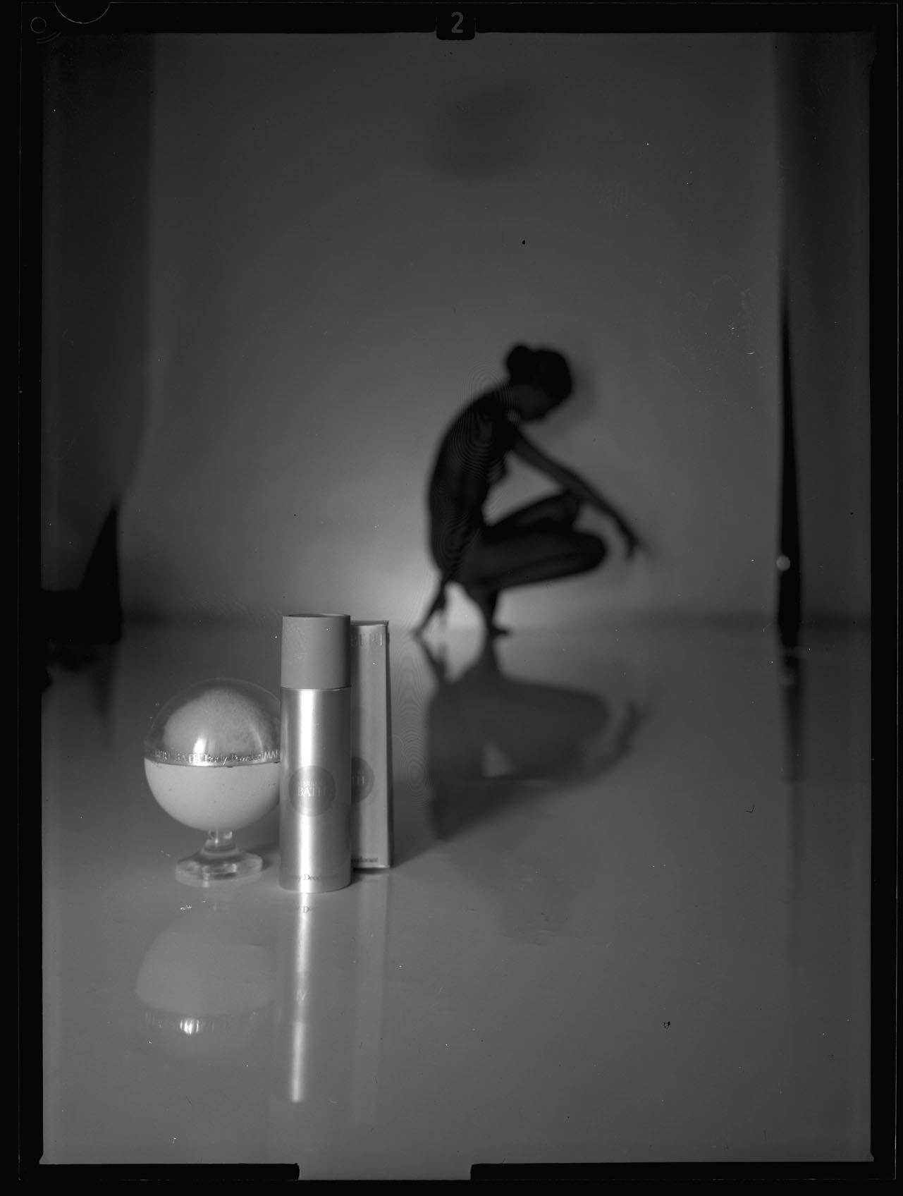 053_37._MARBERT KOSMETIK BATH AND BODY KAMPAGNE 1969_001_S:W NEGATIV_PA.jpg