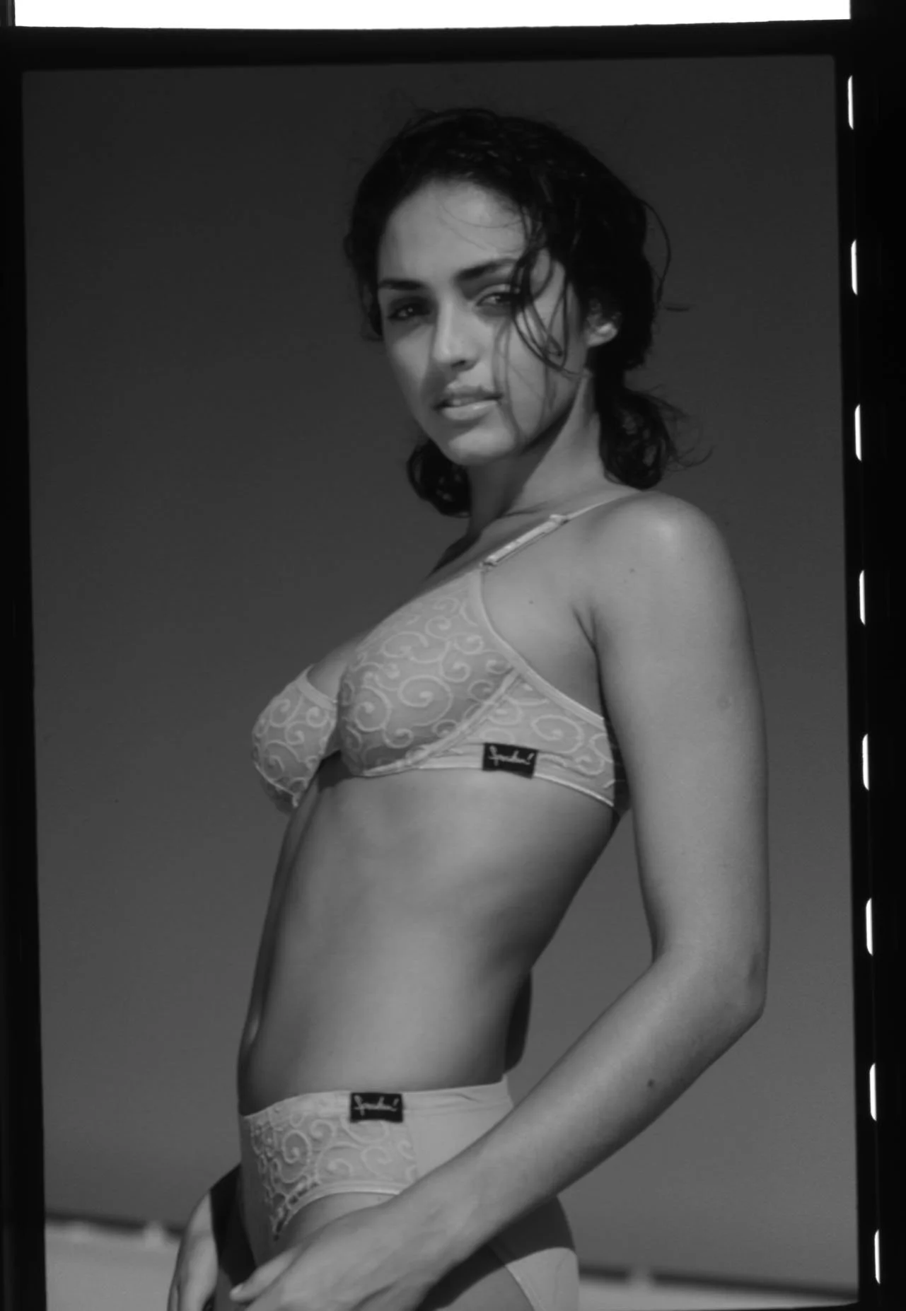 0315_32.BODY_LOOK+LINGERIE_KMT_BODY STYLE 1999-2001_001_PA.jpg