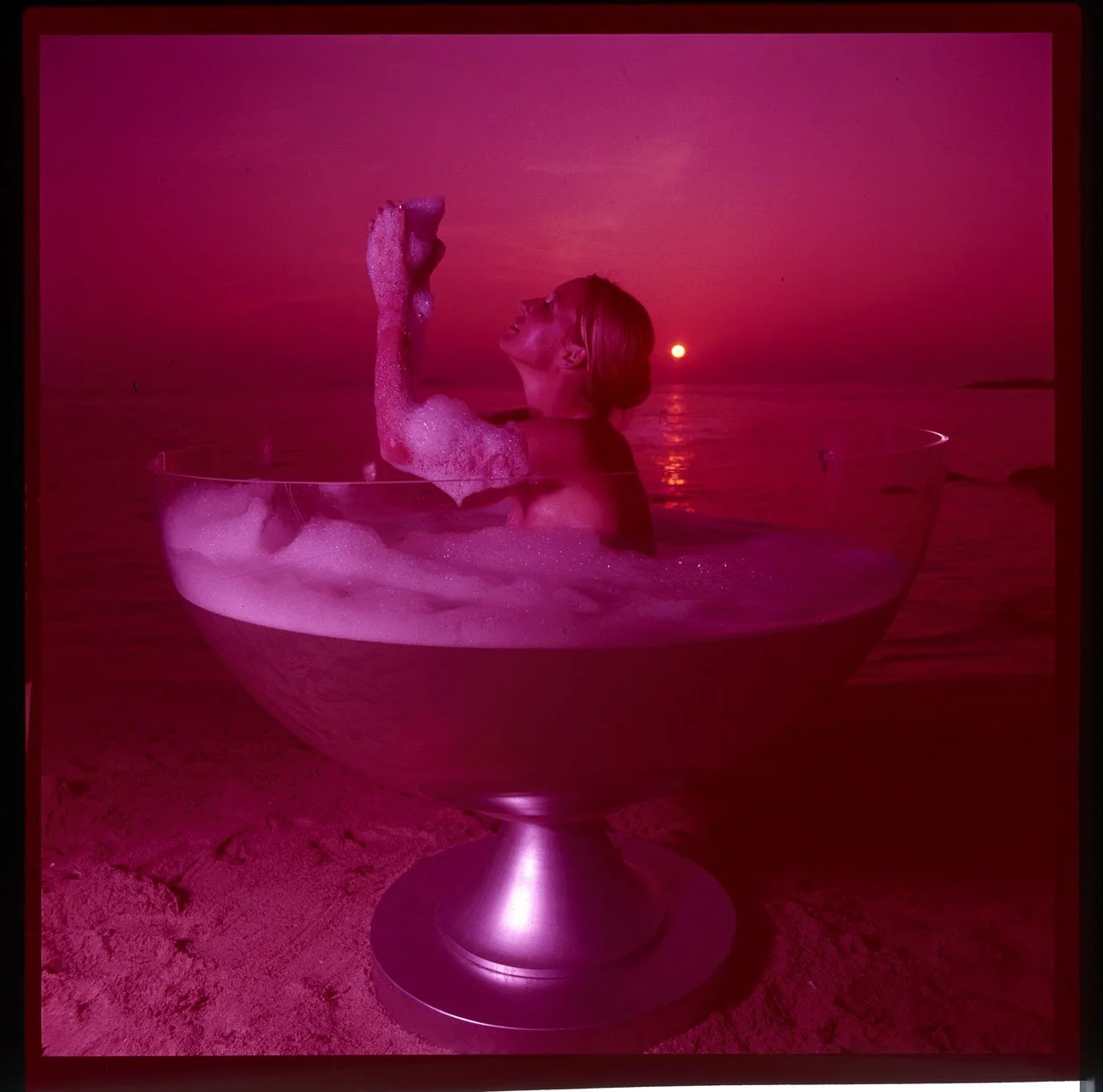 029_37._MARBERT KOSMETIK BATH AND BODY KAMPAGNE 1969_012_PA.jpg