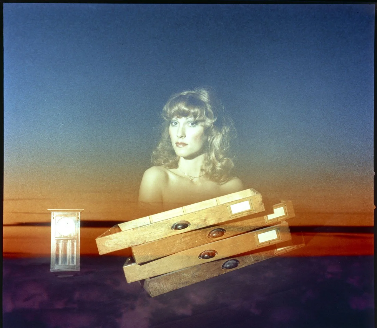 004_6.MAGIC VISION_EDITORIAL 001B_INTERNEGATIV_PA.jpg