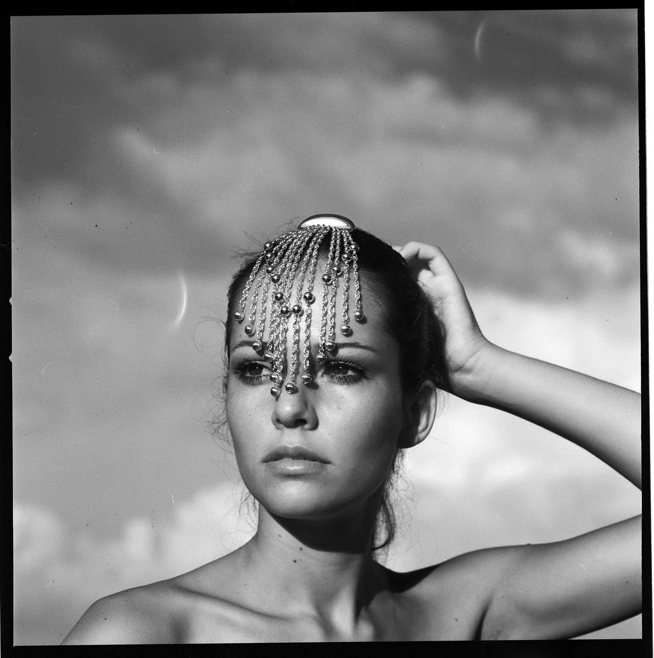 0816_26.DIOR JEWELRY_BEAUTY_COSMETICS_DIOR_002.tif NEGATIV_PA.jpg