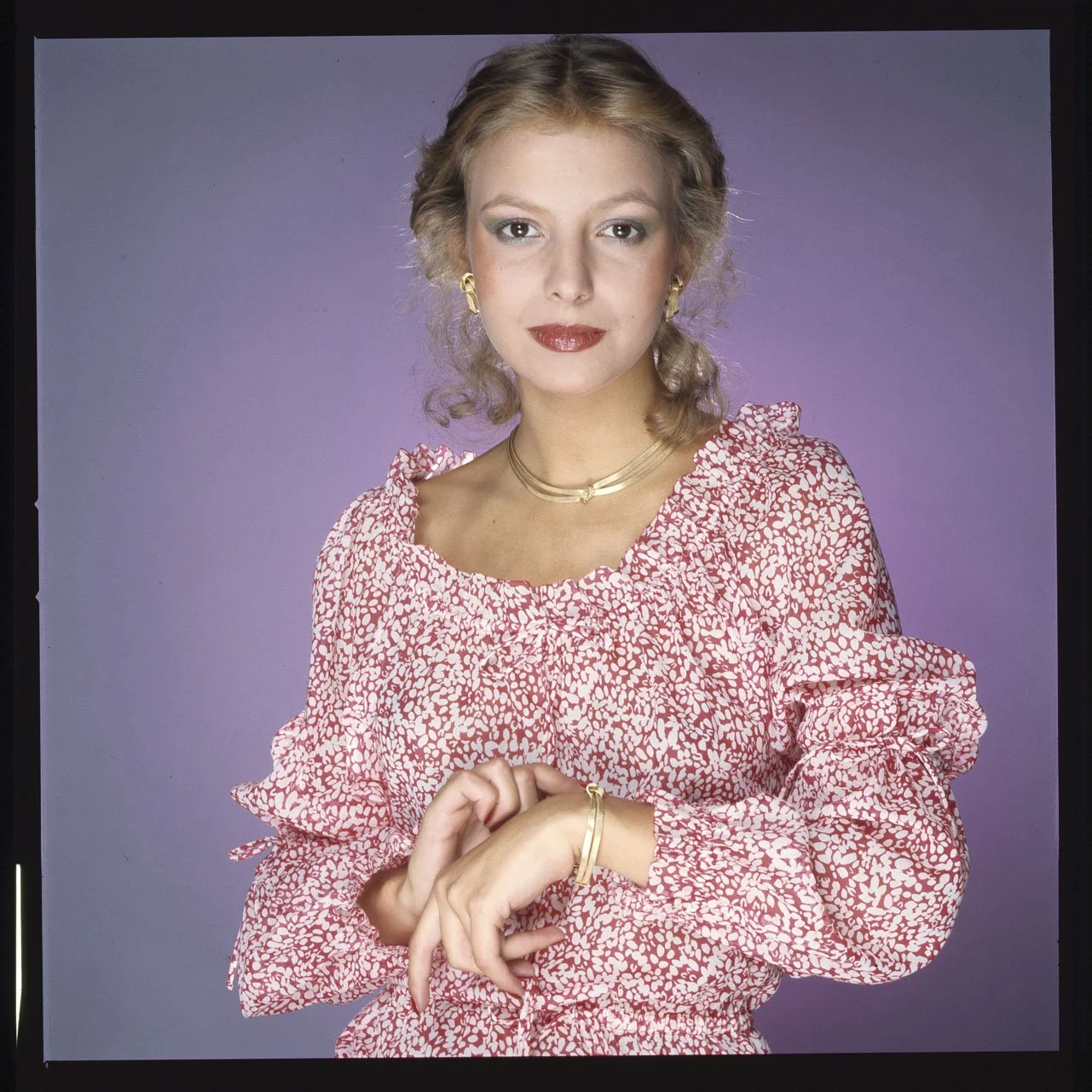 0137_26.DIOR JEWELRY_BEAUTY_COSMETICS_1974-76_002_PA.jpg