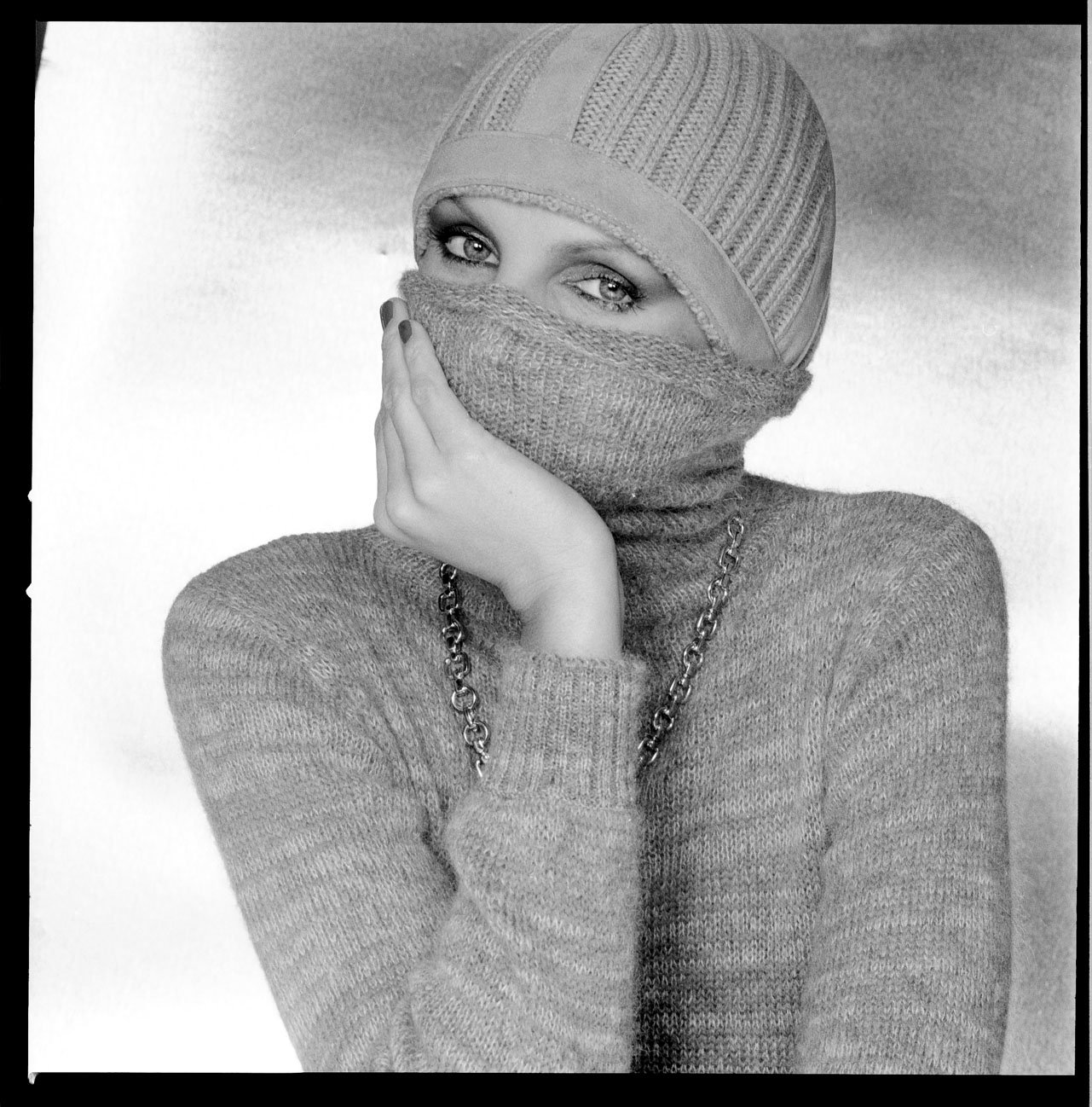 0245_26.DIOR JEWELRY_BEAUTY_COSMETICS_DIOR 1977_002.tif NEGATIV_PA.jpg
