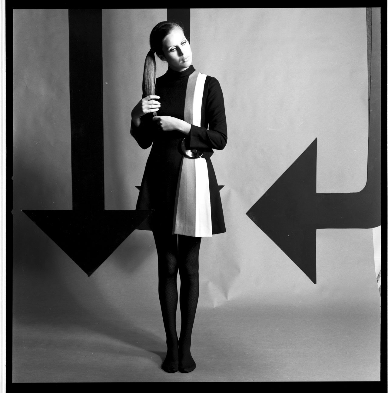 031_4.BLACK IS BEAUTYFUL-EDITORIAL (ALVILETTE 1968_69)_004_NEGATIV_PA.jpg