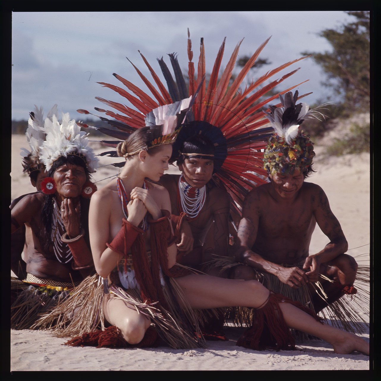 001_21.BRASIL_INDIOS_EDITORIAL_1971-74_027_PA.jpg