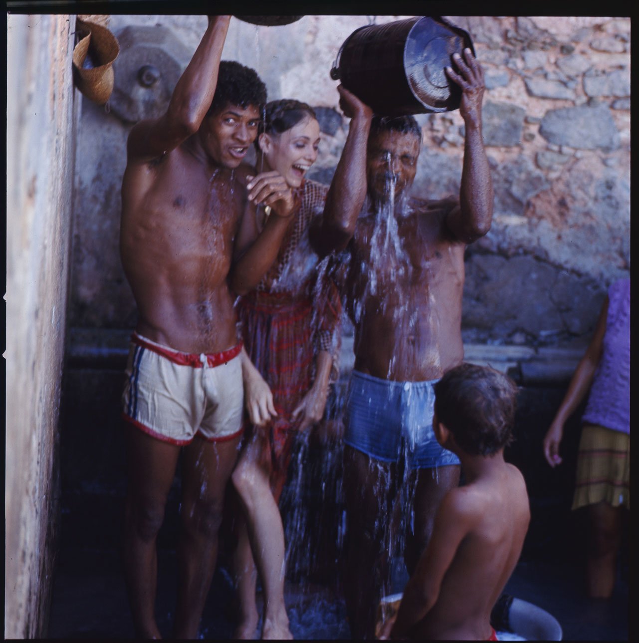 003_30.BRASIL_STREET-CHILDREN_EDITORIAL_008_PA.jpg