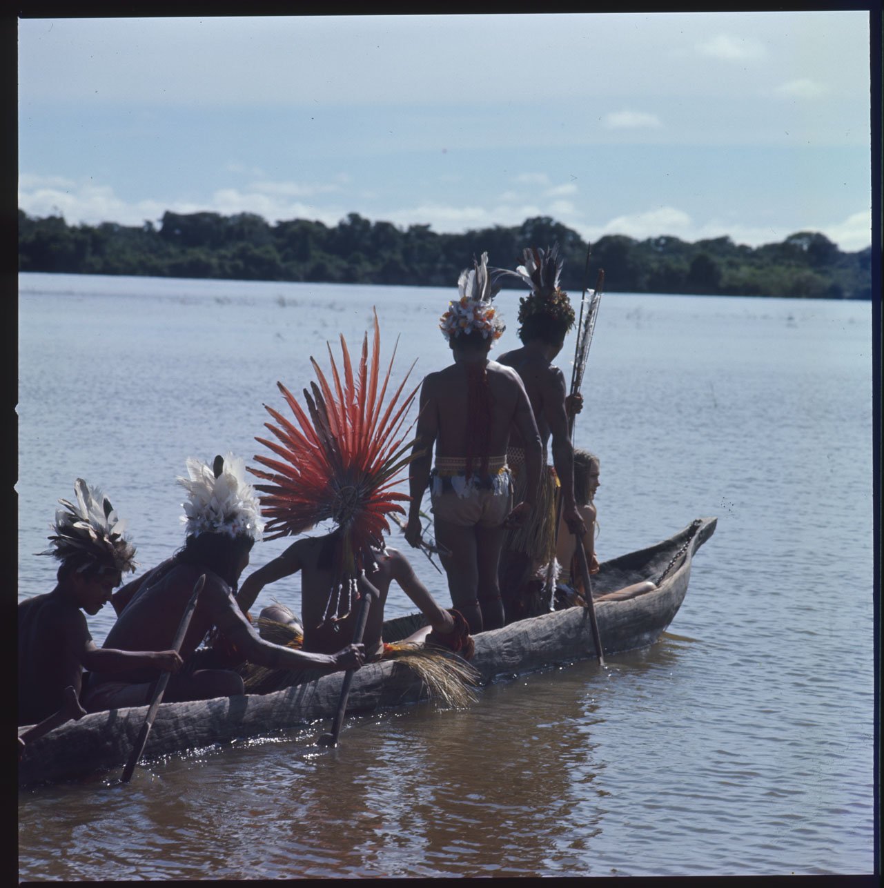 002_21.BRASIL_INDIOS_EDITORIAL_020A_PA.jpg