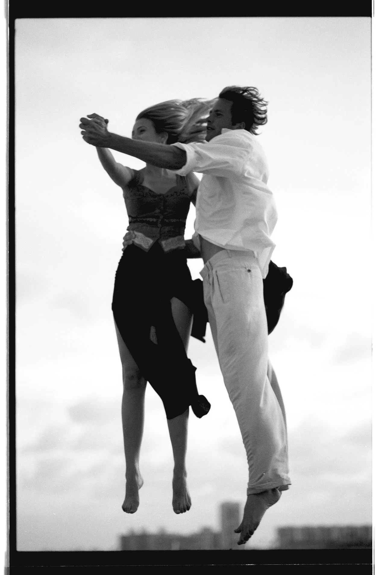 0139_27.THAT'S ME FASHION_ICH LIEBE DAS LEBEN  I-1993_012.tif (A) NEGATIV COUPLE FLYING_PA.jpg