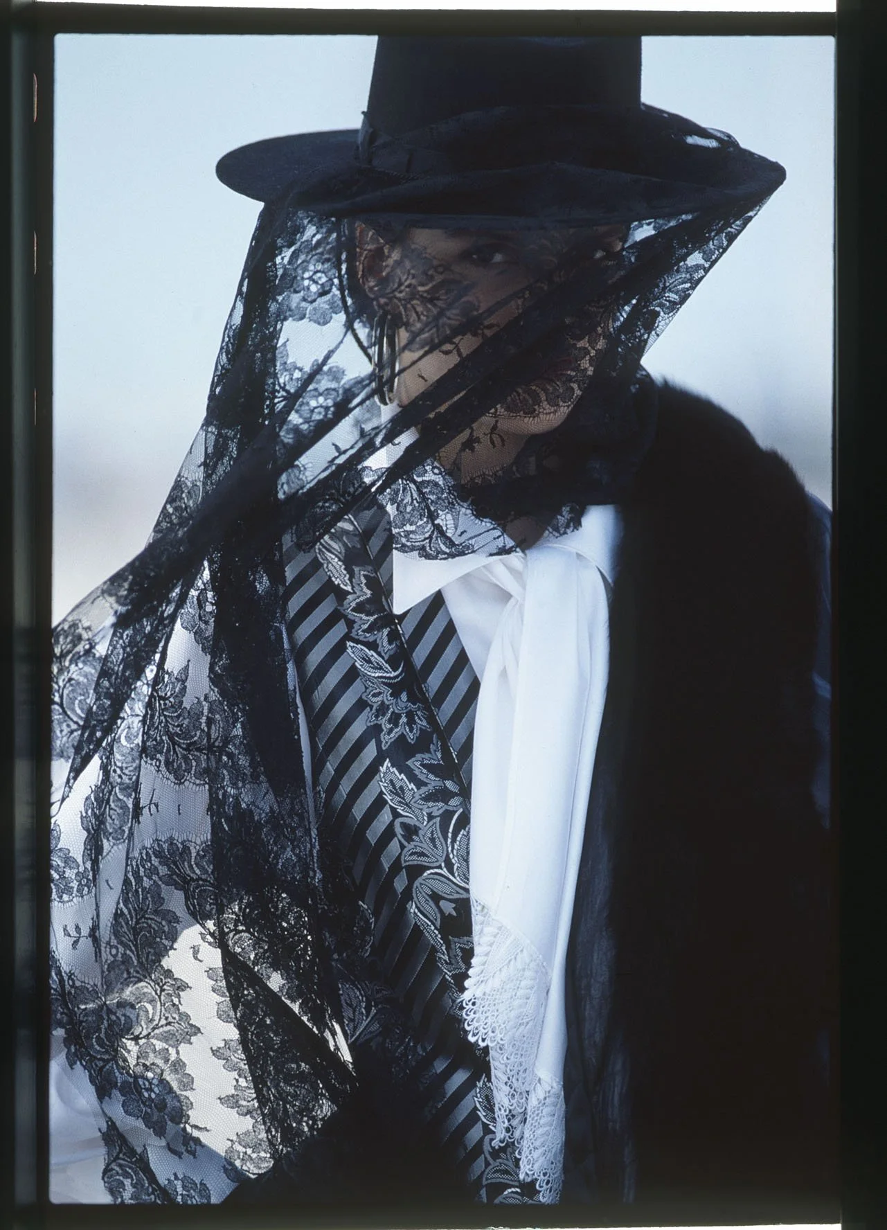 0352_23.FACE TO FACE_MADELEINE II-1989_002_PA.jpg