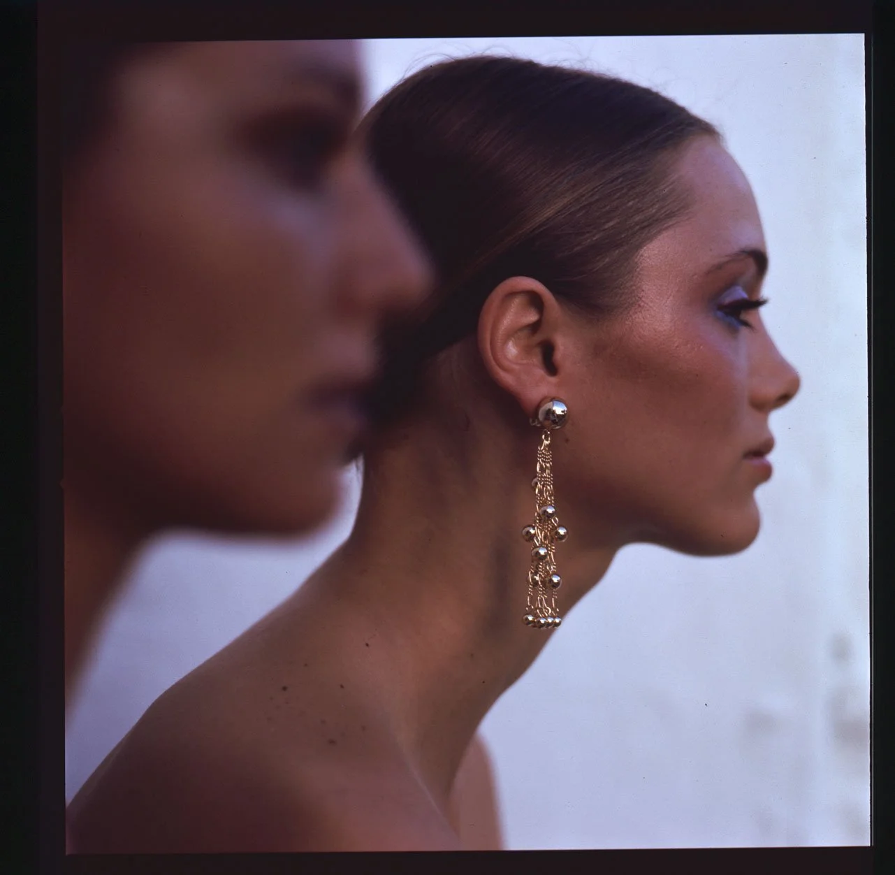 084_26.DIOR JEWELRY_BEAUTY_COSMETICS_(JANE HITCHOCK-ANGELA CATRAMBY)_001_PA.jpg