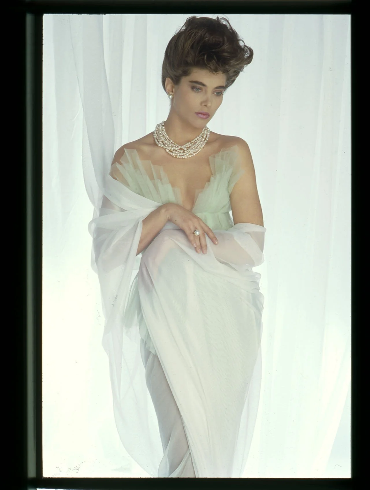 0714_26.DIOR JEWELRY_BEAUTY_COSMETICS_DIOR 1986_001_PA.jpg