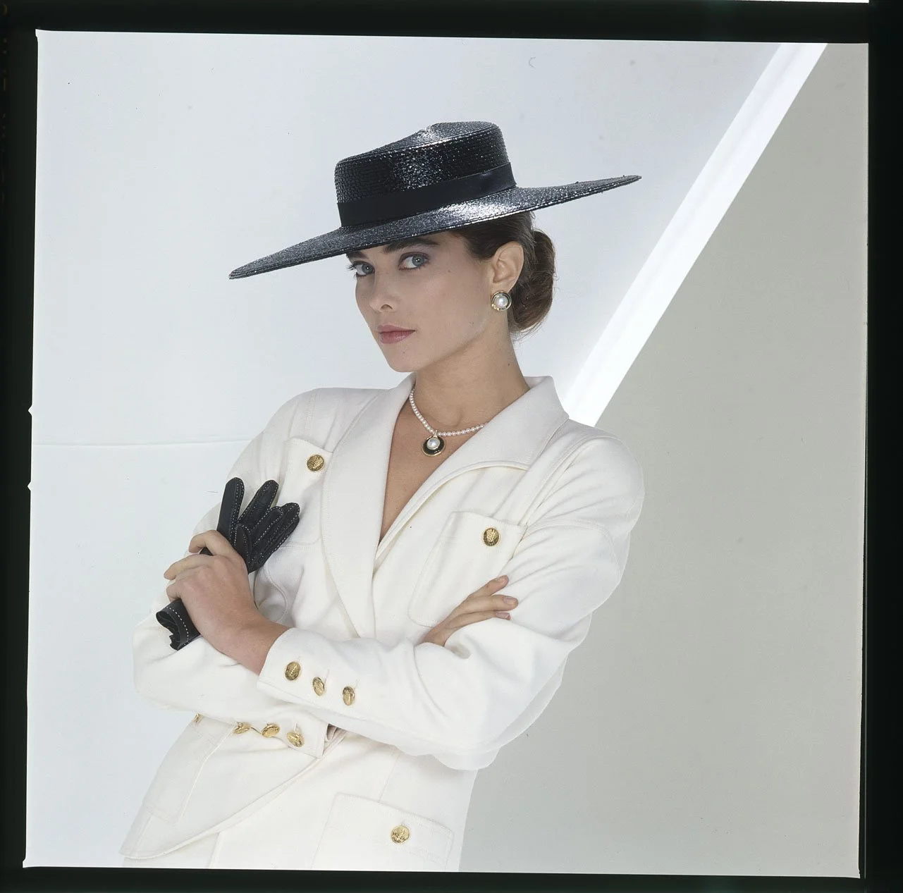 0779_26.DIOR JEWELRY_BEAUTY_COSMETICS_DIOR 1986_001_PA.jpg