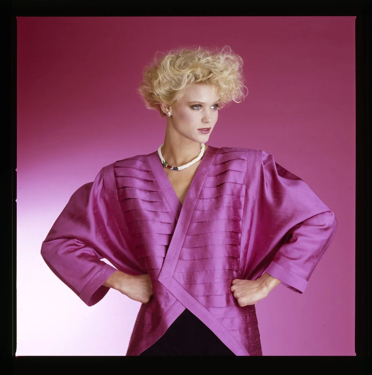 066_26.DIOR JEWELRY_BEAUTY_COSMETICS_DIOR 1984_007_PA.jpg