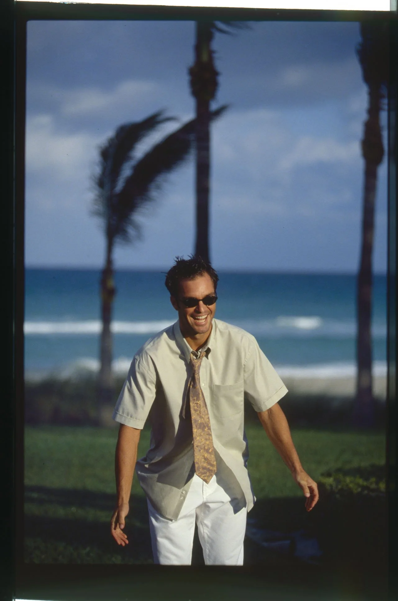 0227_41.HIGHLIGHTS_BOECKER I- 2000 STUDIO FOLDER_002_PA.jpg