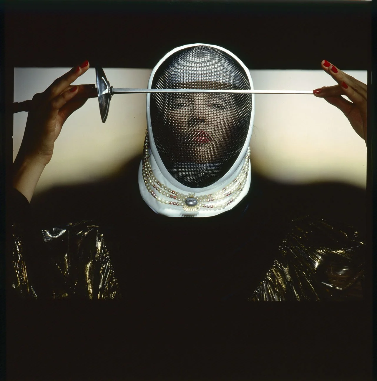 014_9. FOTO_SURREALISMEN_EDITORIAL(DIOR 1982) 001_PA.jpg