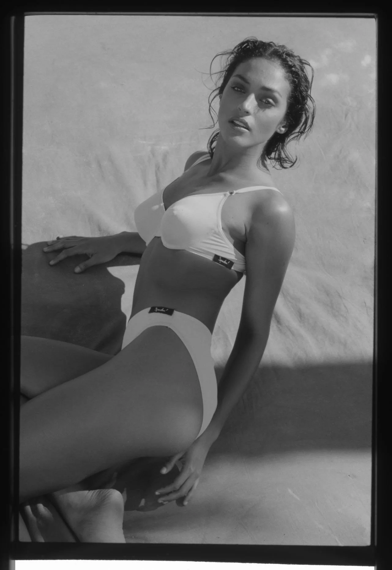 0317_32.BODY_LOOK+LINGERIE_KMT_BODY STYLE 1999-2001_001_PA.jpg