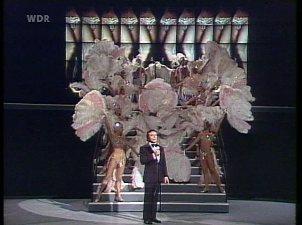 Die Ivan Rebroff Show Teil 3 von 6_039.tiff_PA.jpg