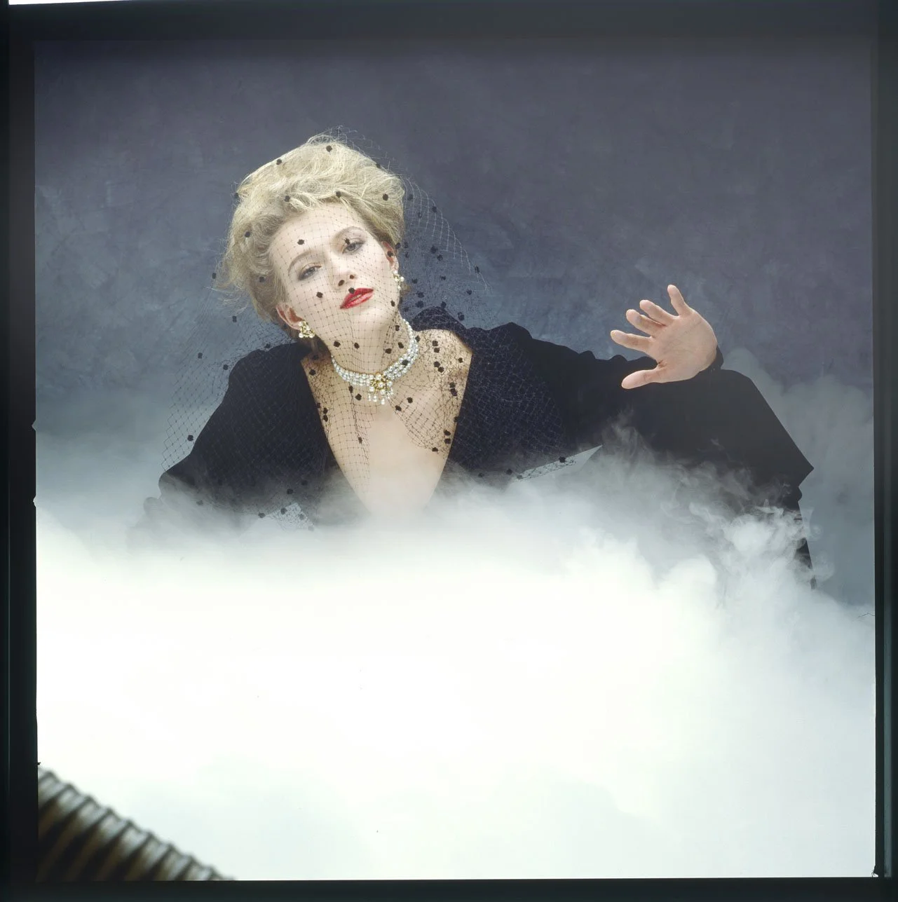 0523_26.DIOR JEWELRY_BEAUTY_COSMETICS_DIOR 1981_007heller_PA.jpg
