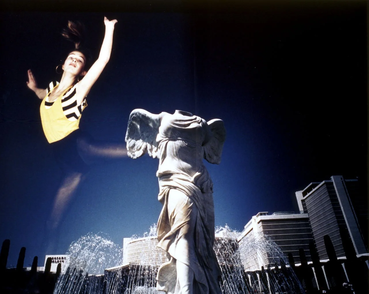 019_6.MAGIC VISION_EDITORIAL_001a_PA.jpg