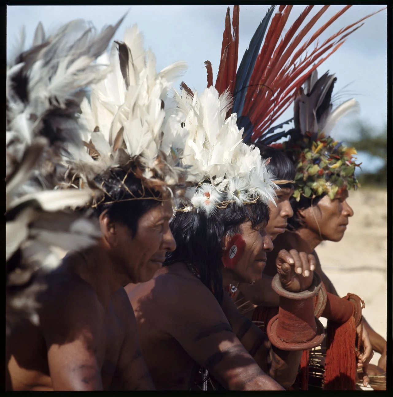 001_21.BRASIL_INDIOS_EDITORIAL_001_******HL1_PA.jpg