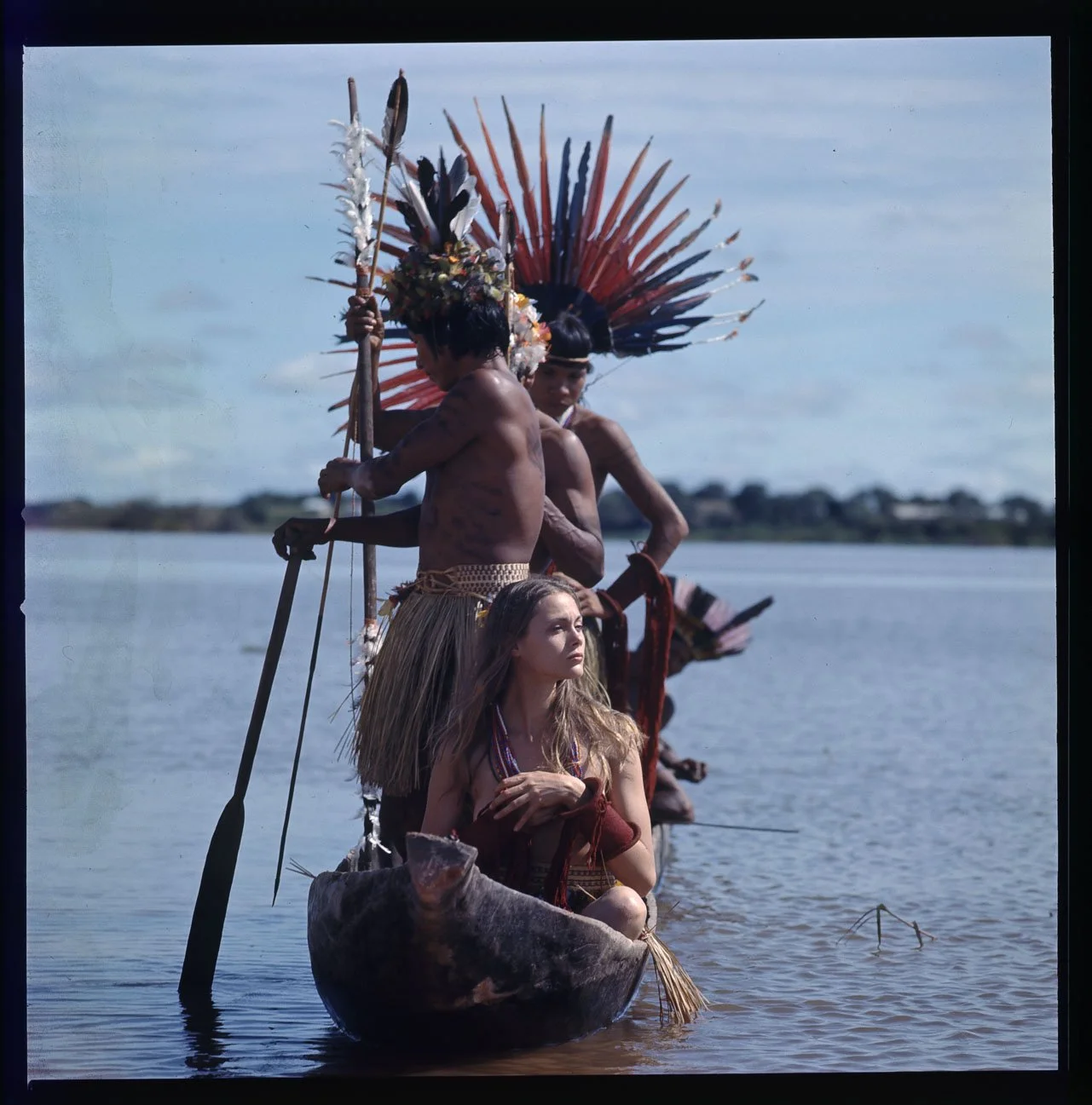 002_21.BRASIL_INDIOS_EDITORIAL_018_PA.jpg
