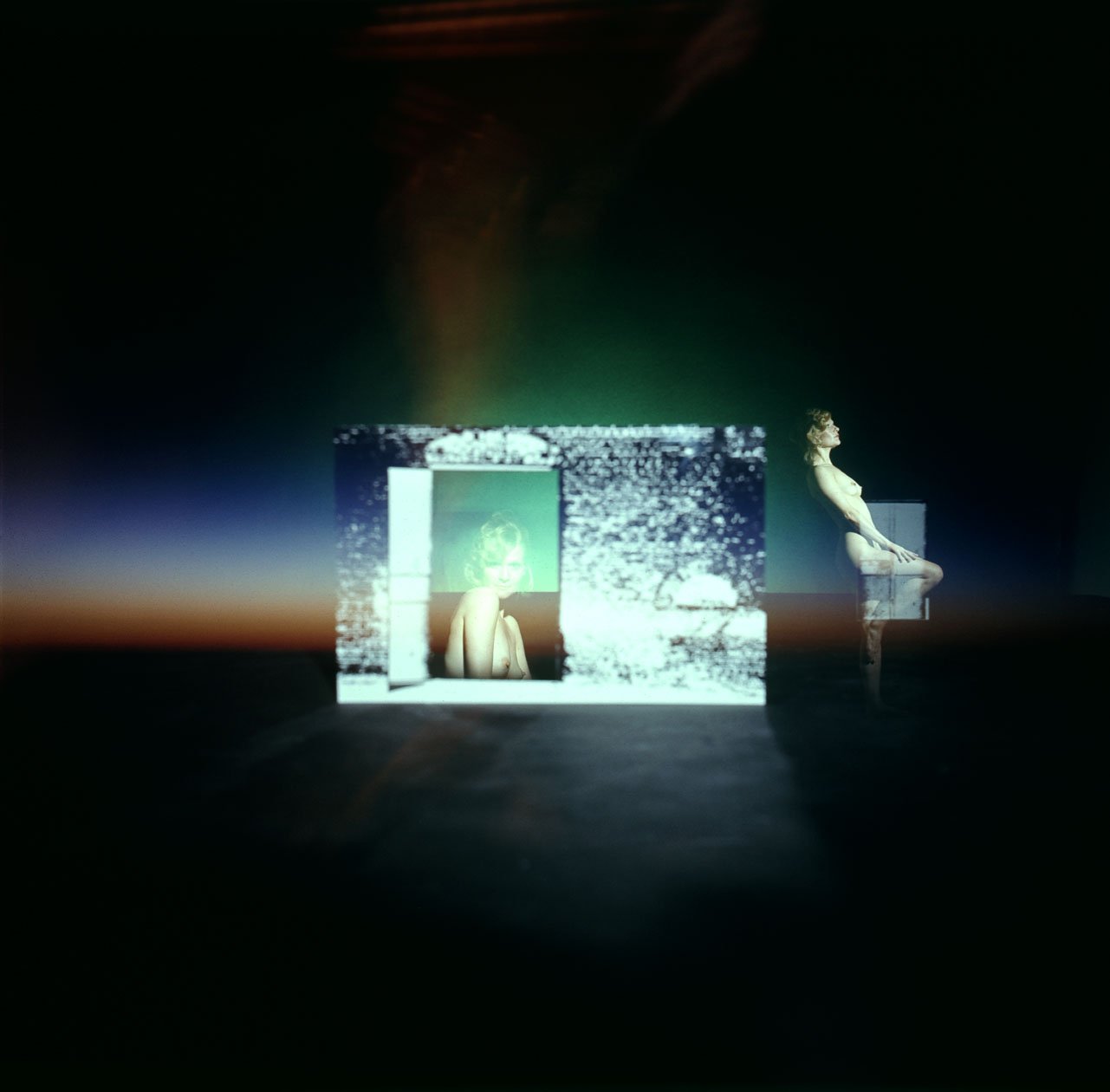 003_6.MAGIC VISION_EDITORIAL 004_PA.jpg