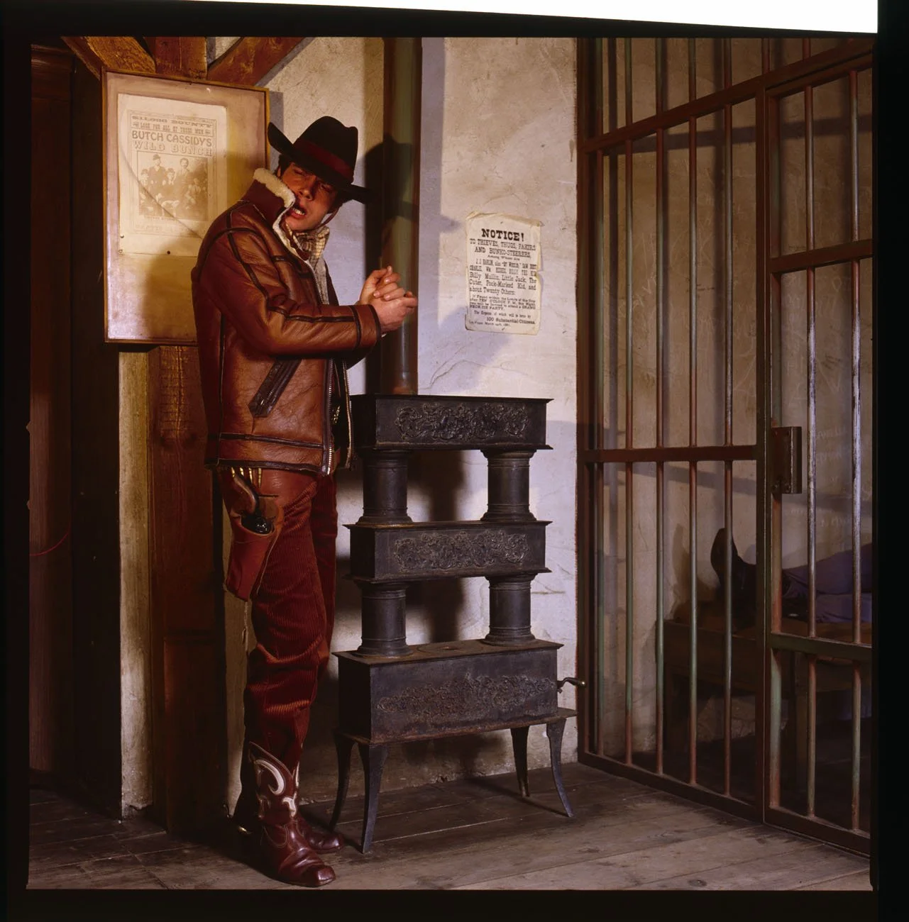 02788_29.LIFESTYLE IN FOTOGRAFIE VIDEO UND INTERNET_C&A WESTERN LOOK 1978_001_PA.jpg