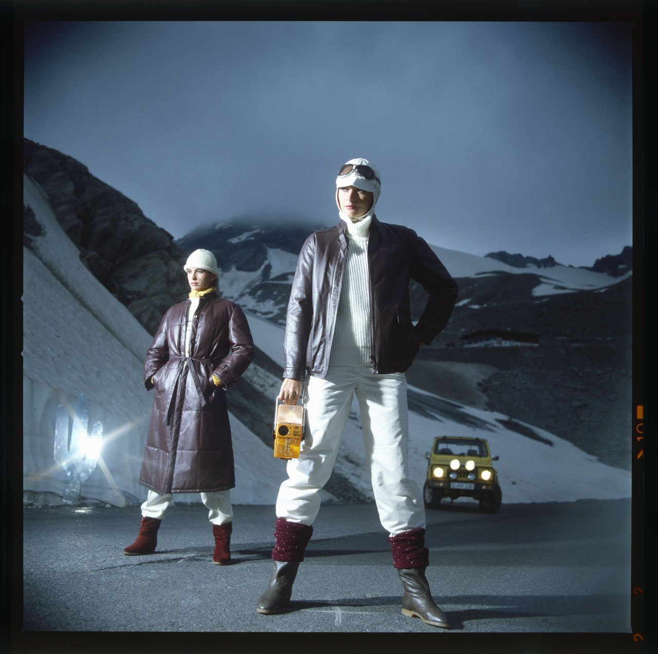02776_29.LIFESTYLE IN FOTOGRAFIE VIDEO UND INTERNET_KARSTADT GLOBETRTTER  1982_001_PA.jpg