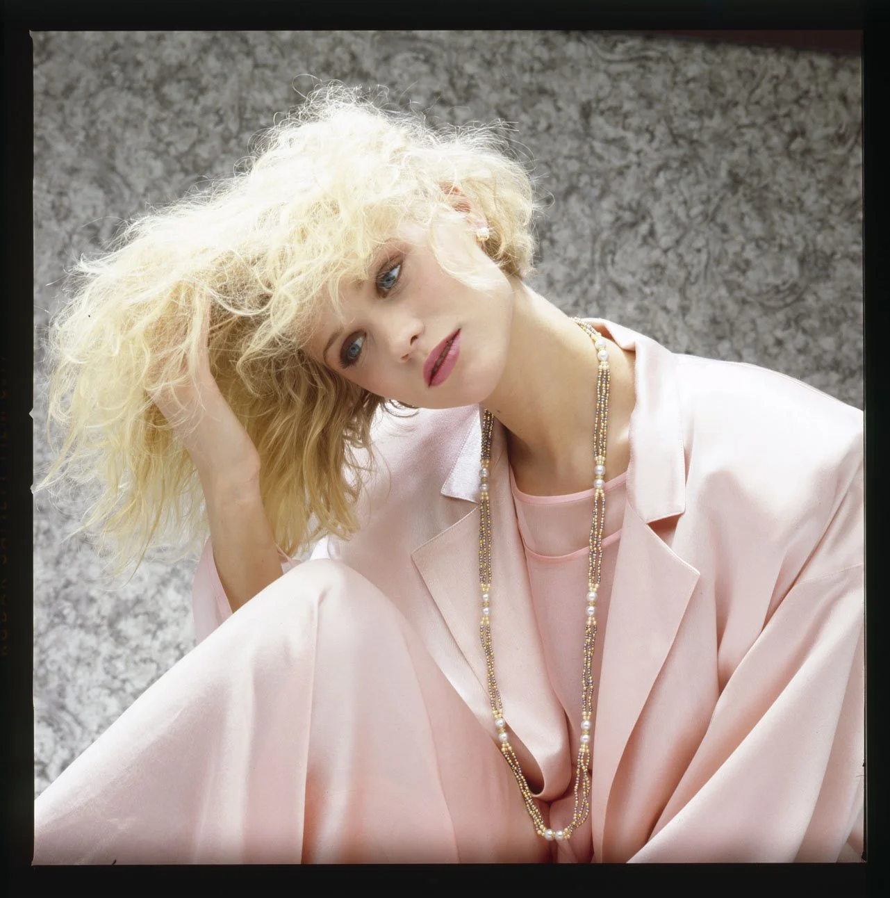 057_26.DIOR JEWELRY_BEAUTY_COSMETICS_DIOR 1983_003_PA.jpg