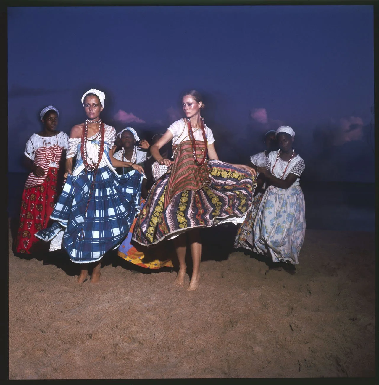 001_14.BRASIL_MACUMBA_EDITORIAL_002_******_HL1_PA.jpg