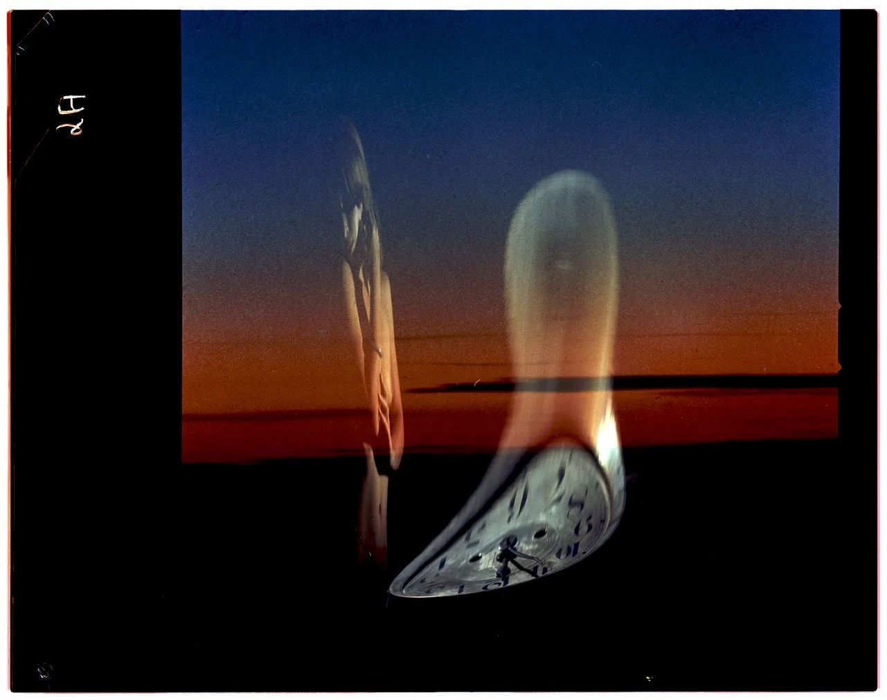 013_6.MAGIC VISION_EDITORIAL 003_******INTERNEGATIV _PA.jpg