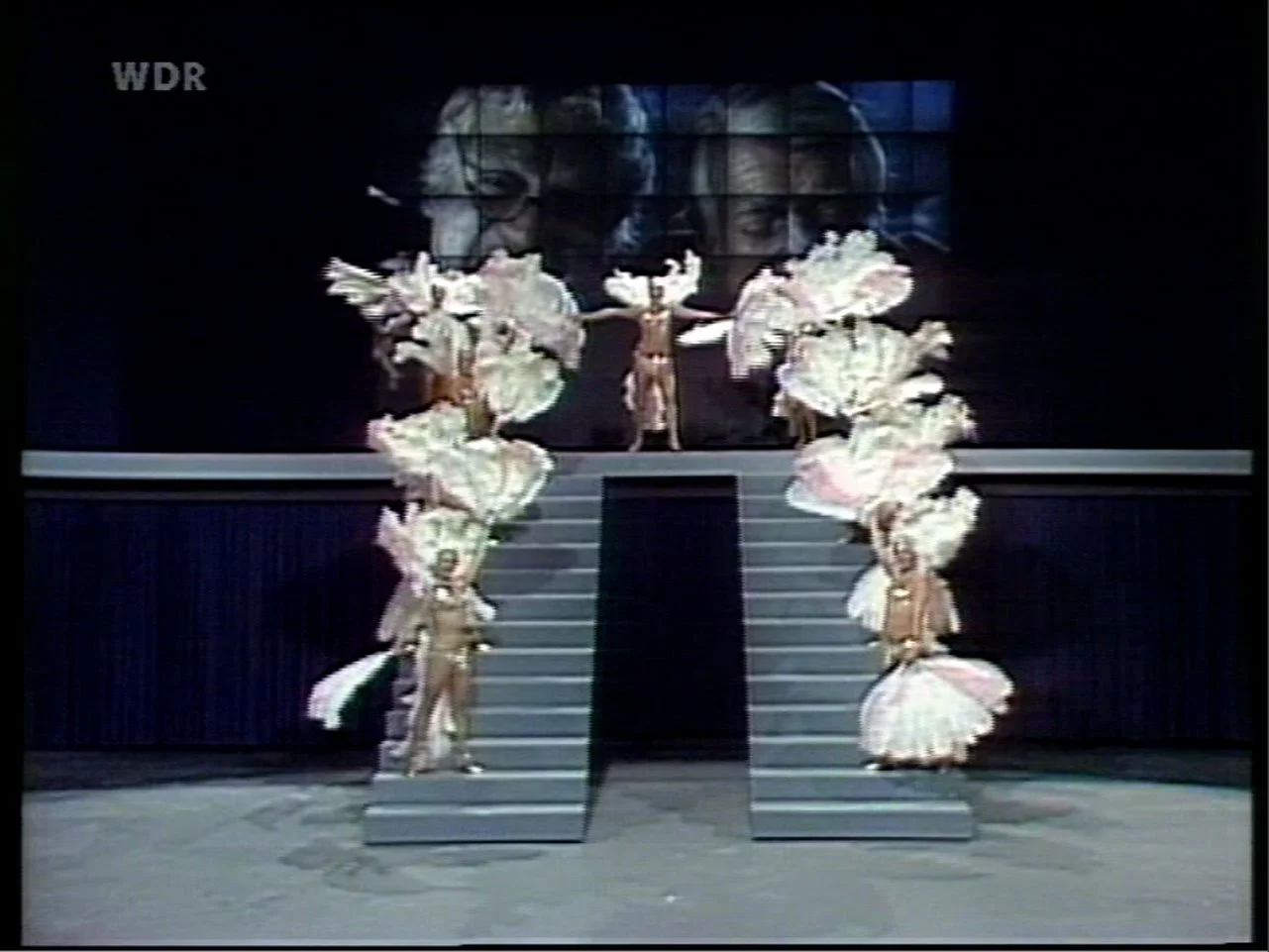 Die Ivan Rebroff Show Teil 5 von 6_027.tiff_PA.jpg