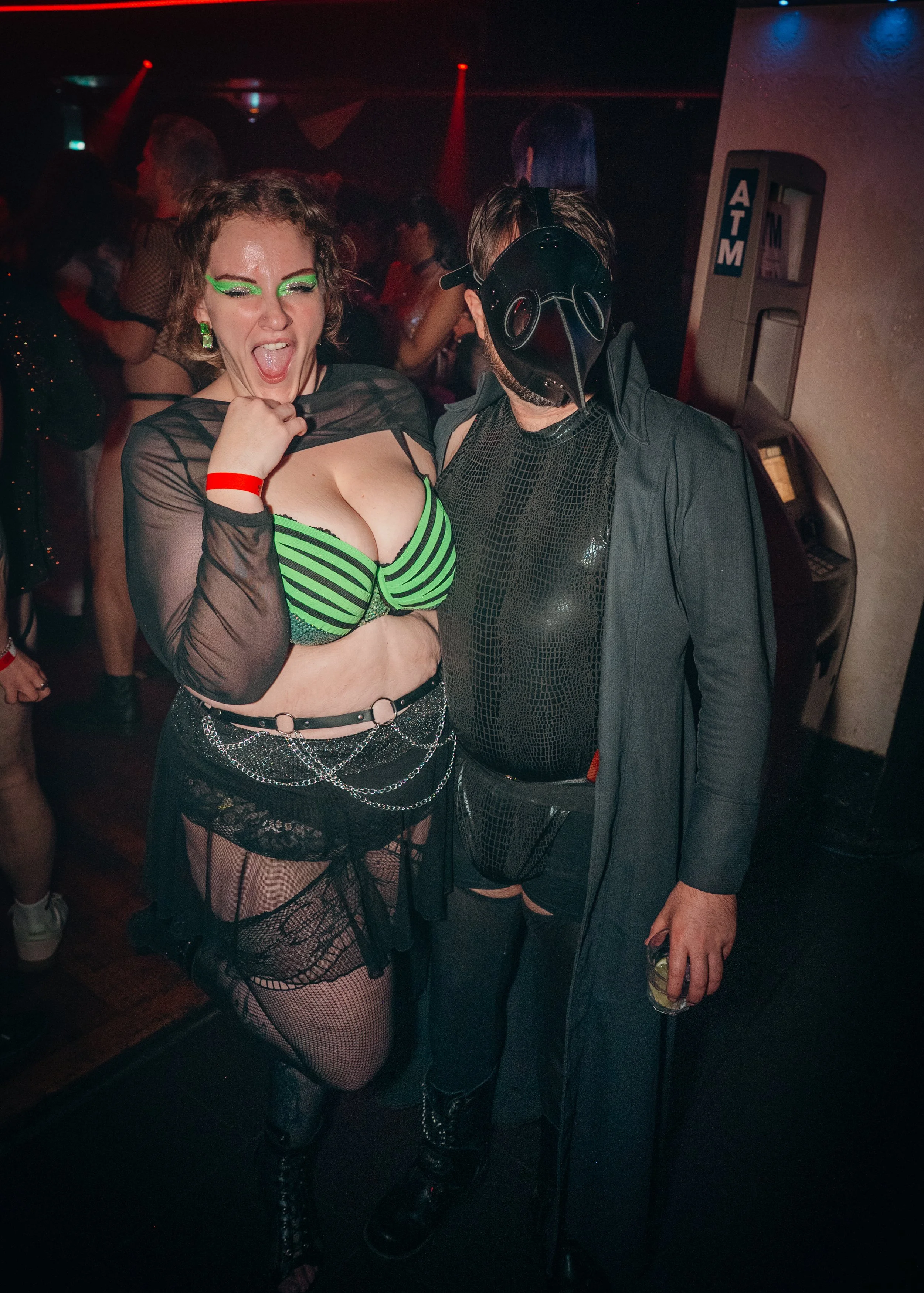 Rave Temple NW-9341.jpg