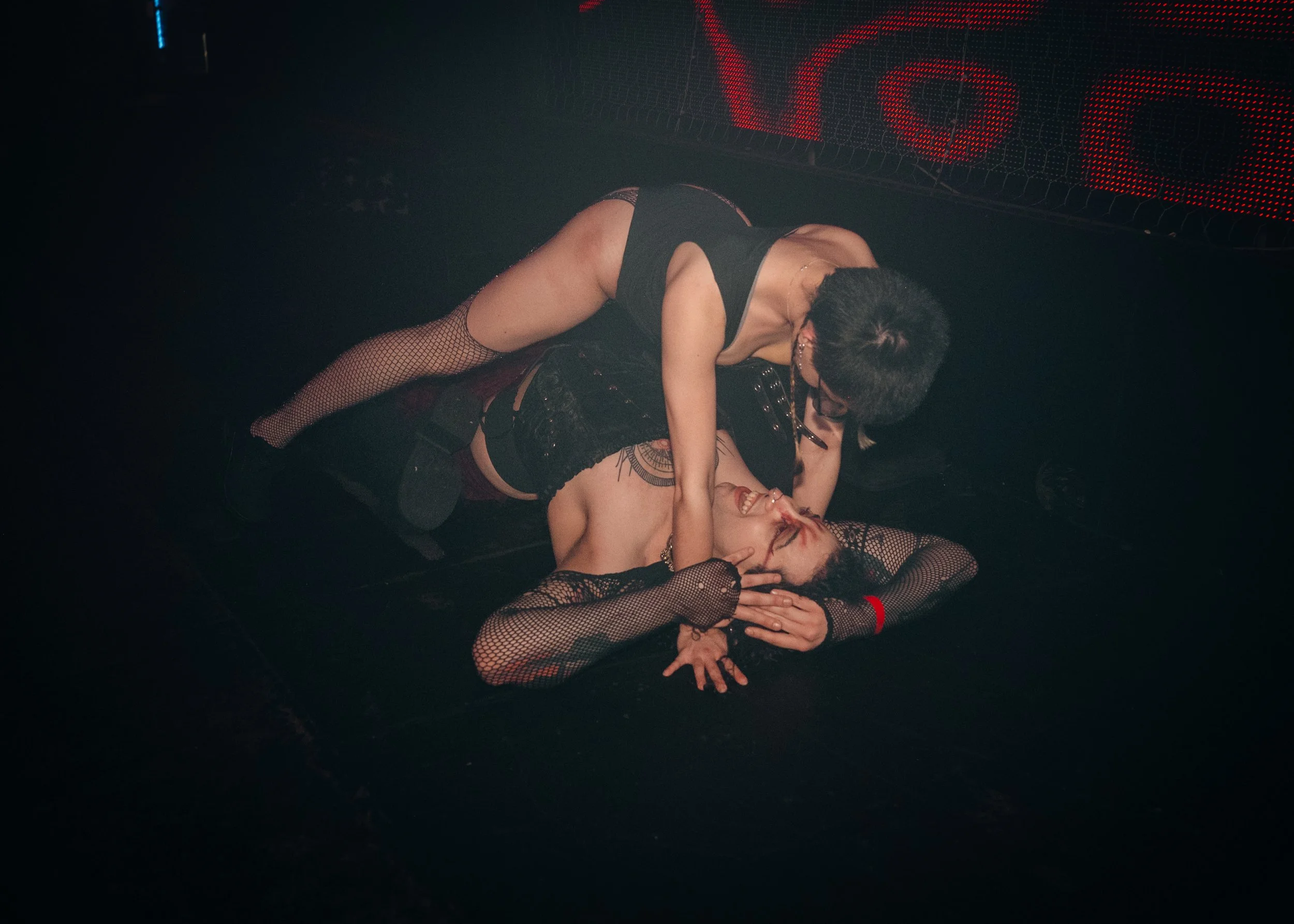 Rave Temple NW-9198.jpg