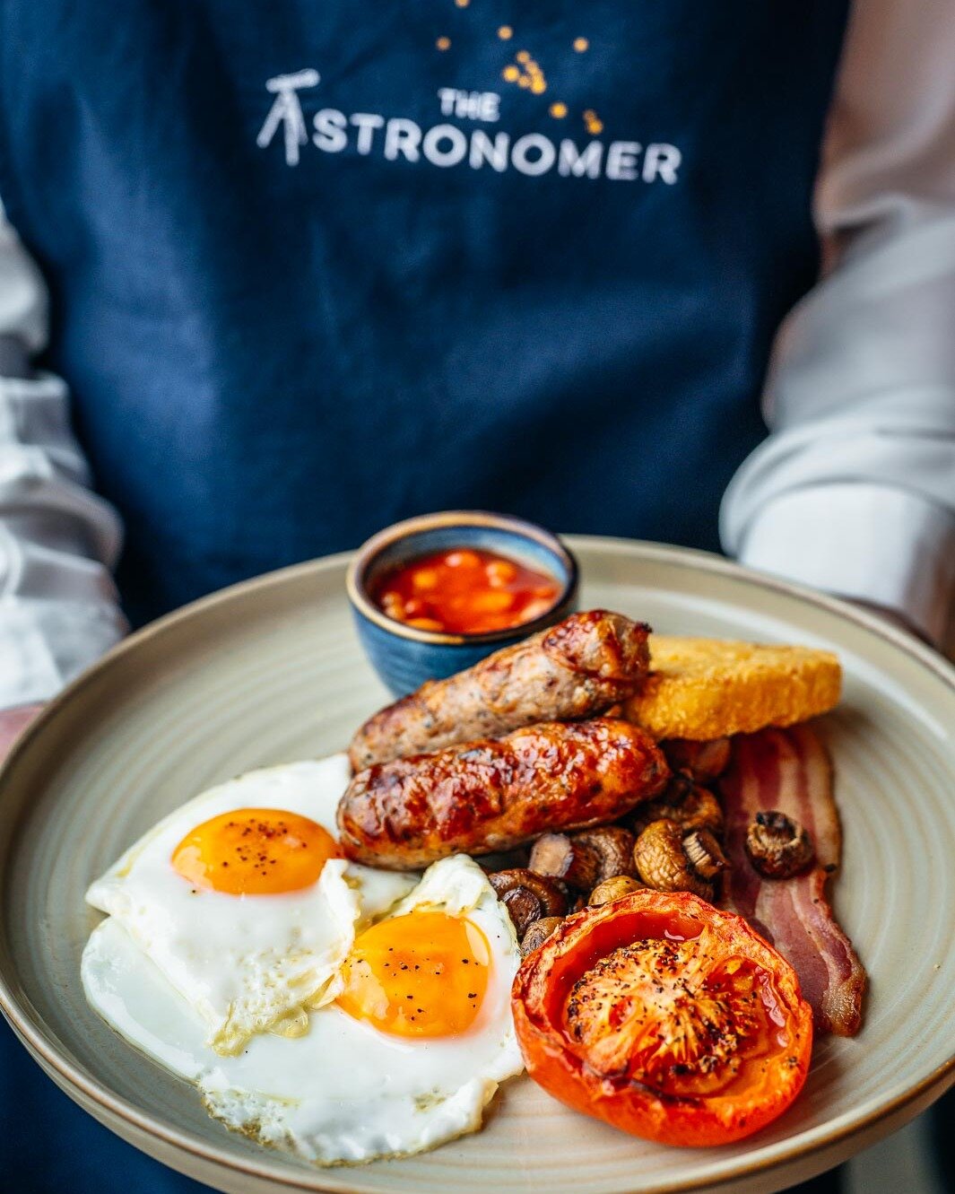 Join us for breakfast🍳🥓🥑

Our breakfast isn't just for hotel guests - join us any day for a create your own full English and a range of &agrave; la carte menu offerings including smashed avocado and Eggs Royale.

Find out more and book via our #li