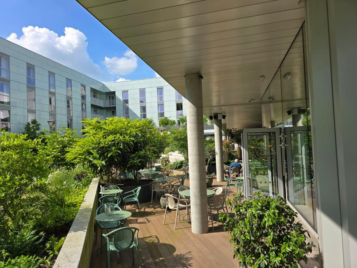 Join us on the terrace 🍺

This weekend sees the annual Eddington Beer Garden pop up in the town square. Make a weekend of it with a bite to eat and a drink on our terrace, followed by drinks and live music at the Beer Garden. 

Eddington Events Eddi