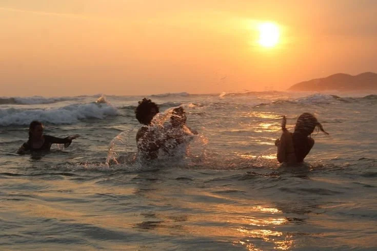 Sunrise Swim Club