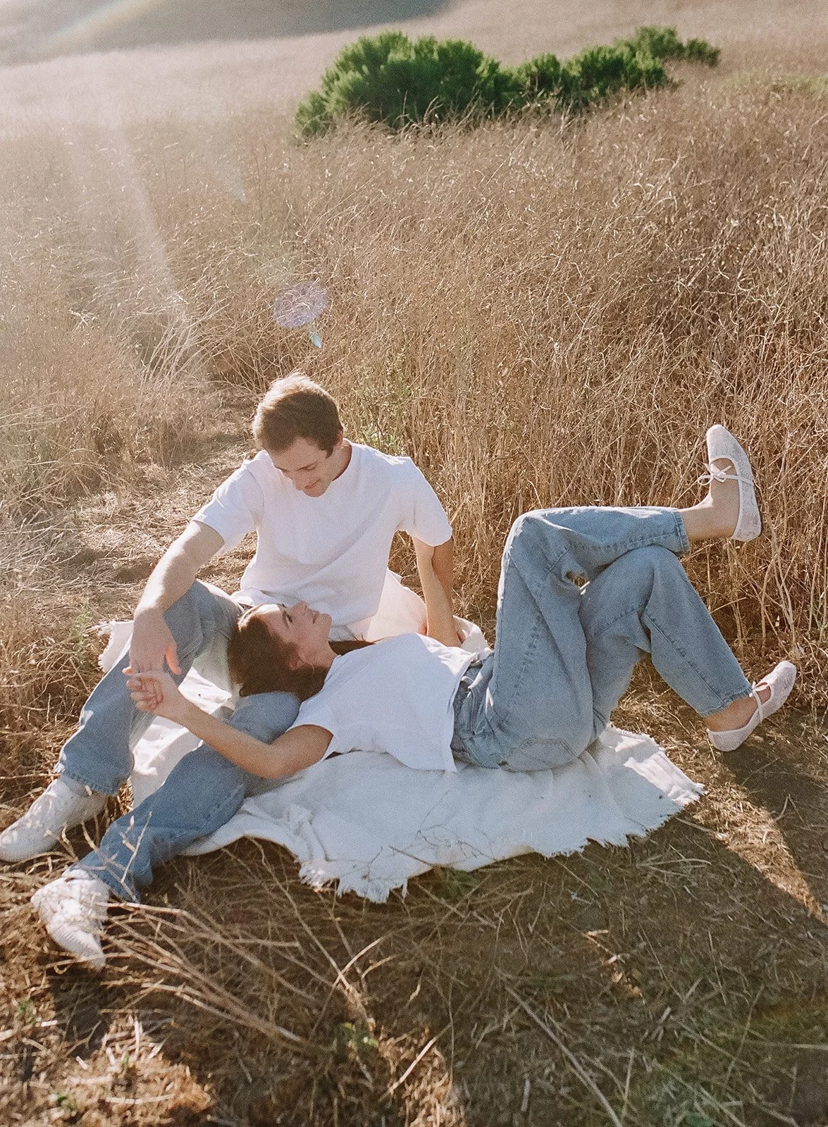 juliaschweissphoto_rjengagement_film-3-821376_0003_websize (2).jpg