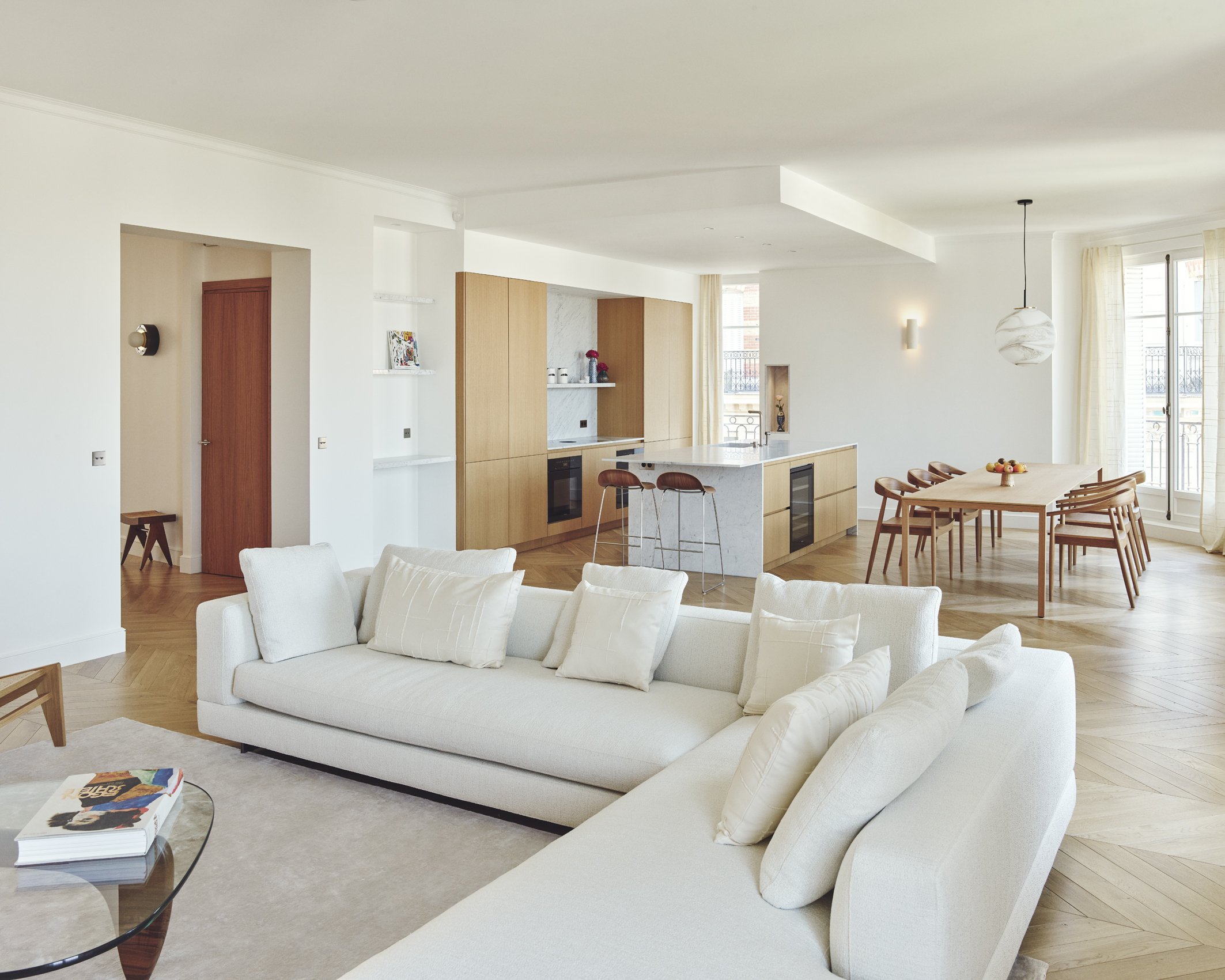 ANGEL VICTOR HUGO63192.jpg