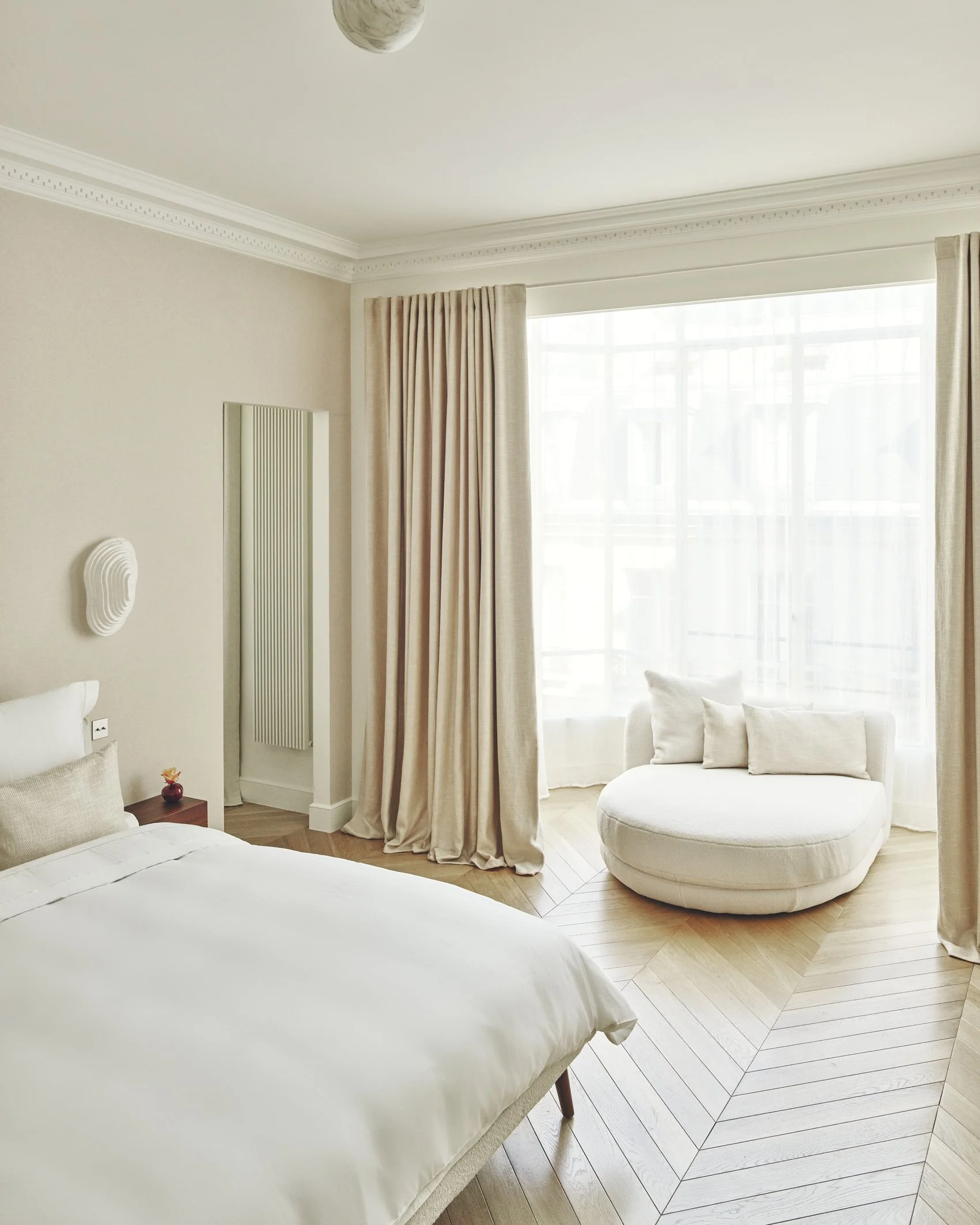 ANGEL VICTOR HUGO63310.jpg