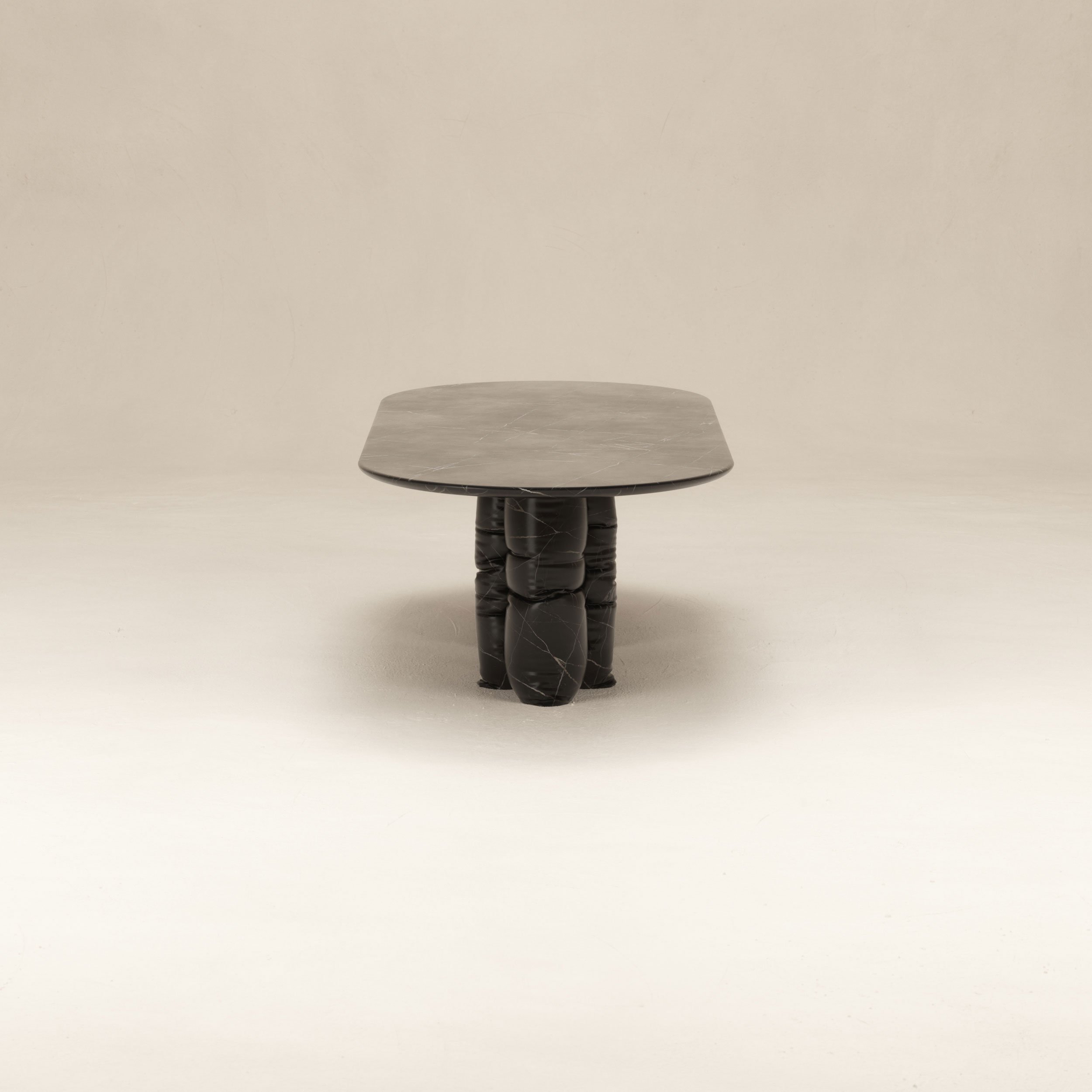 LA-TAVOLA-OVALE-250---BLACK-MARBLE-(3).jpg