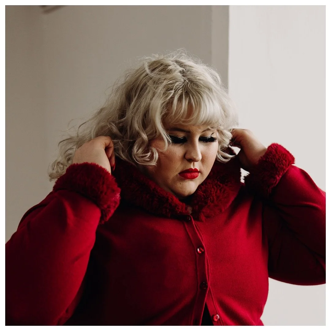 Take a walk down Penny Lane with jazz rhythms, heartfelt tales, and reimagined classics 💋
 #melbourne #undergroundcabaret #beatingupthebeatles