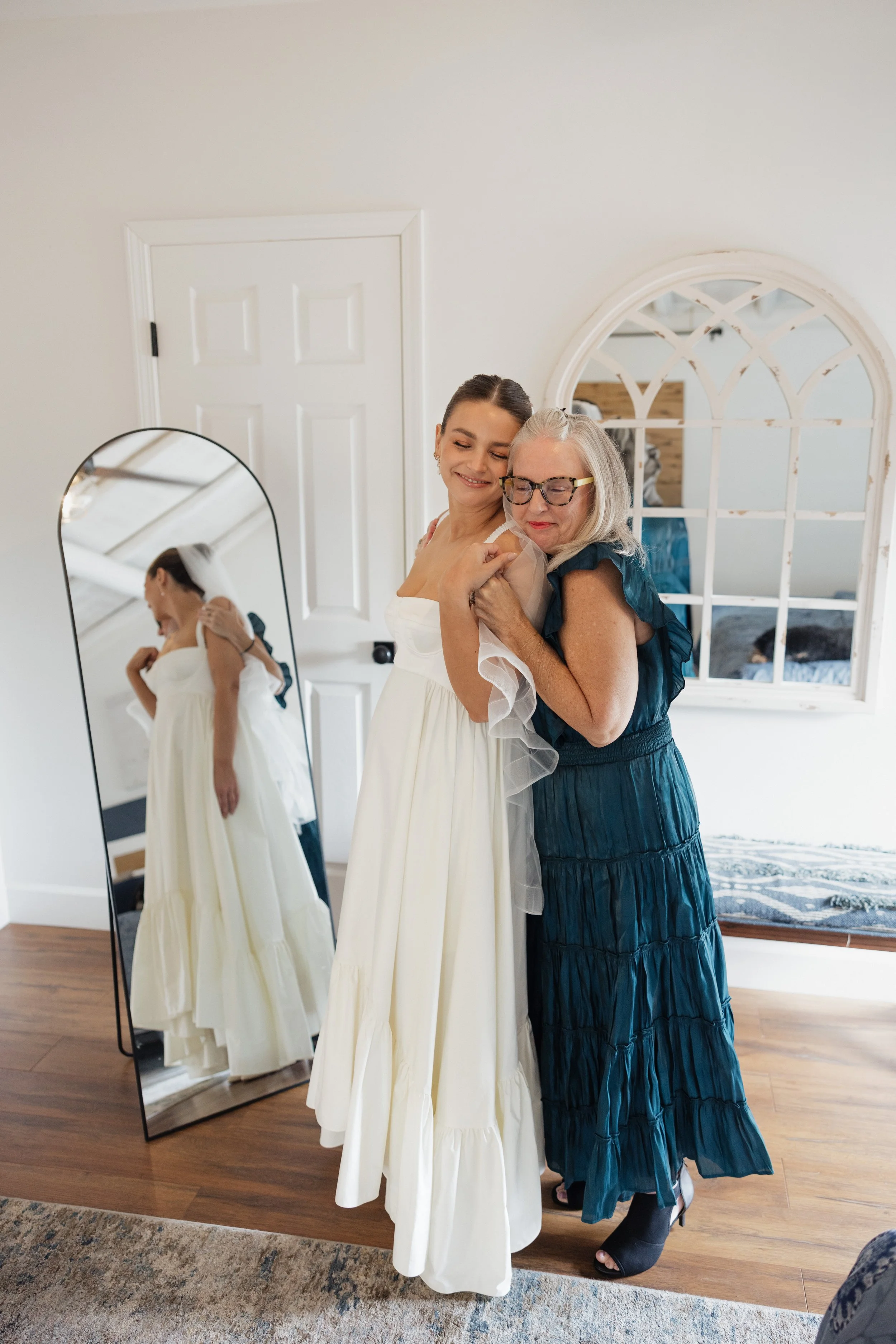 Taylor and David- Details-Getting Ready-143.jpg