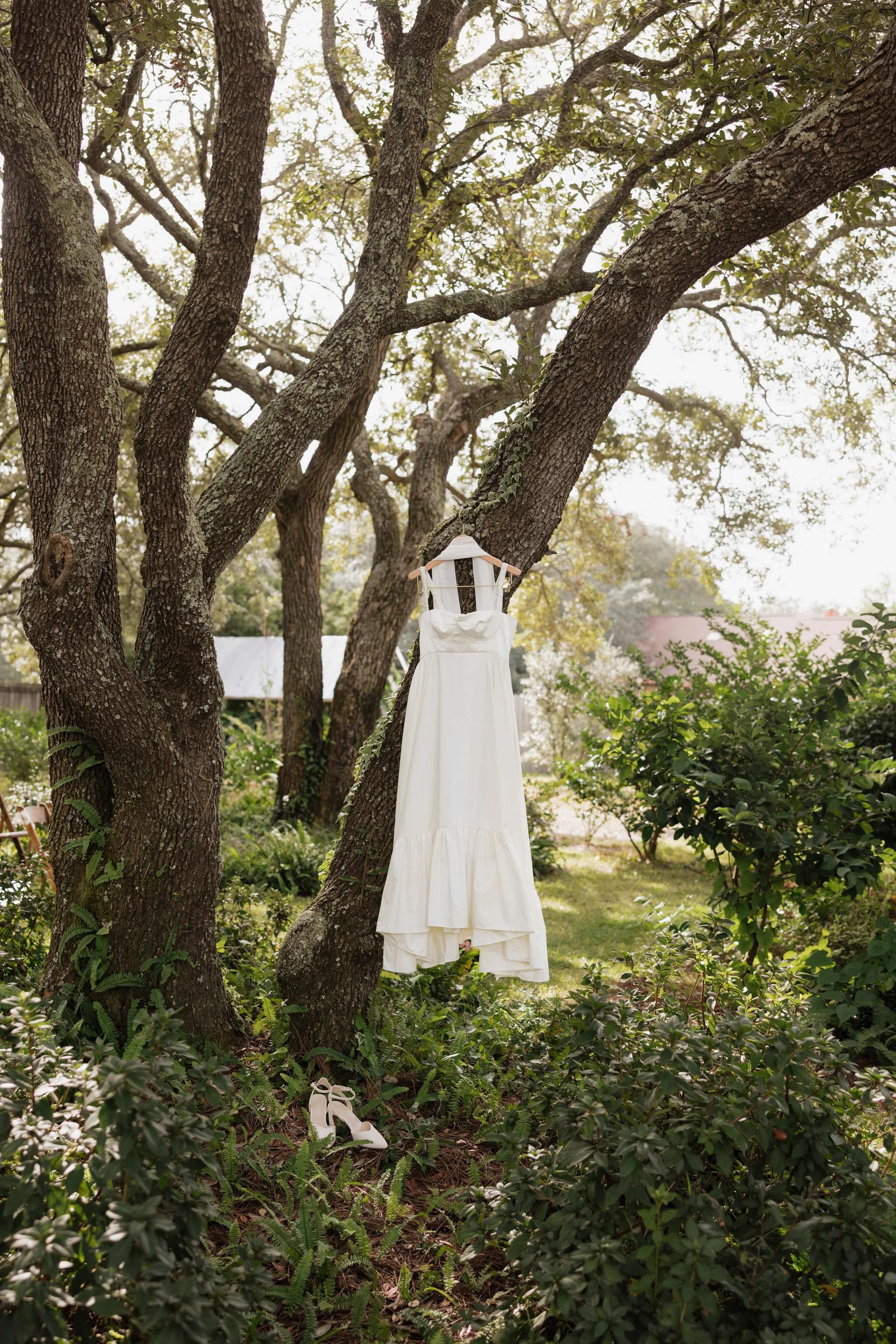 Taylor and David- Details-Getting Ready-40.jpg