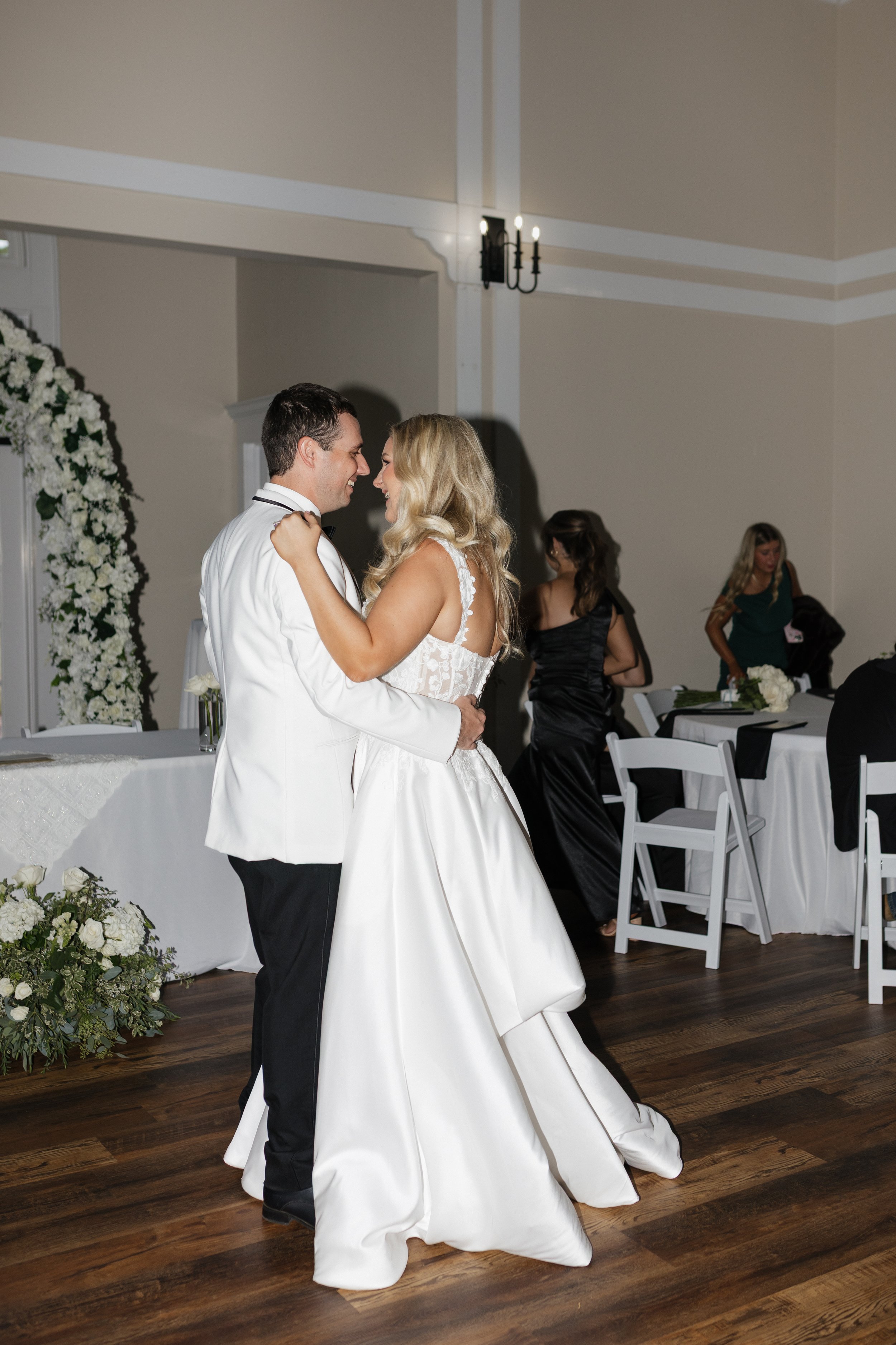 Sarah and Kelly Wedding- Reception-13.jpg