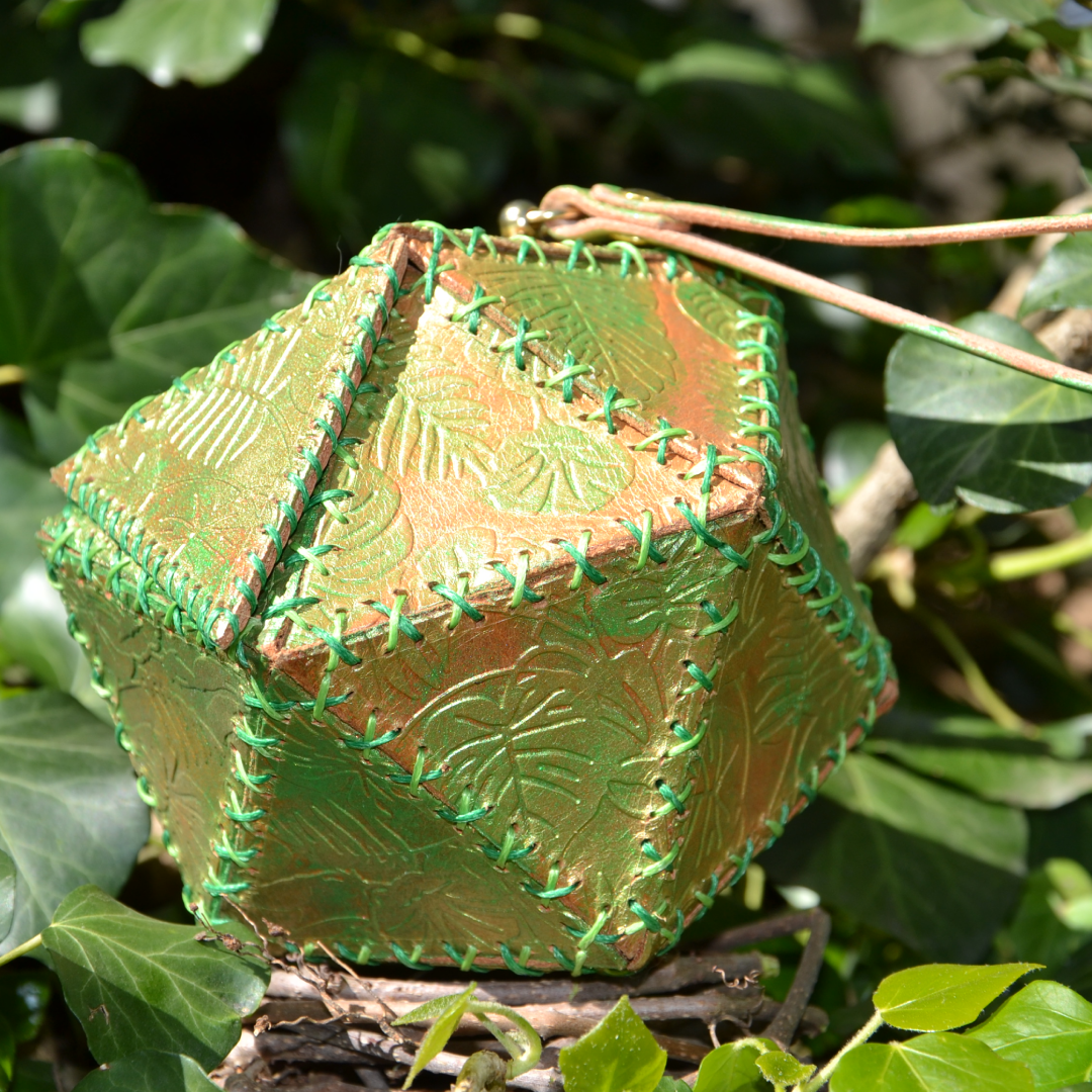 Druid dice bag 4.png