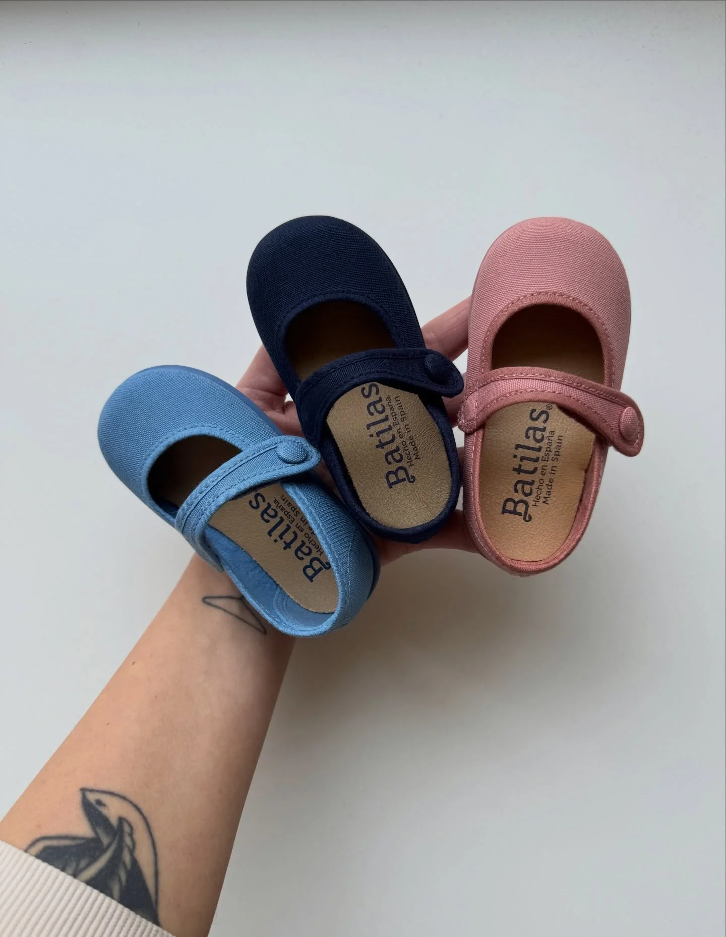 Nuova collezione di ballerine primaverili @batilasitalia 🩰 

Eleganza, comfort e libert&agrave; di movimento. 
Materiali naturali, suola flessibile ed una calzata pensata per il benessere del piedino in crescita.

Perfette per ogni occasione ✨ 

Il 