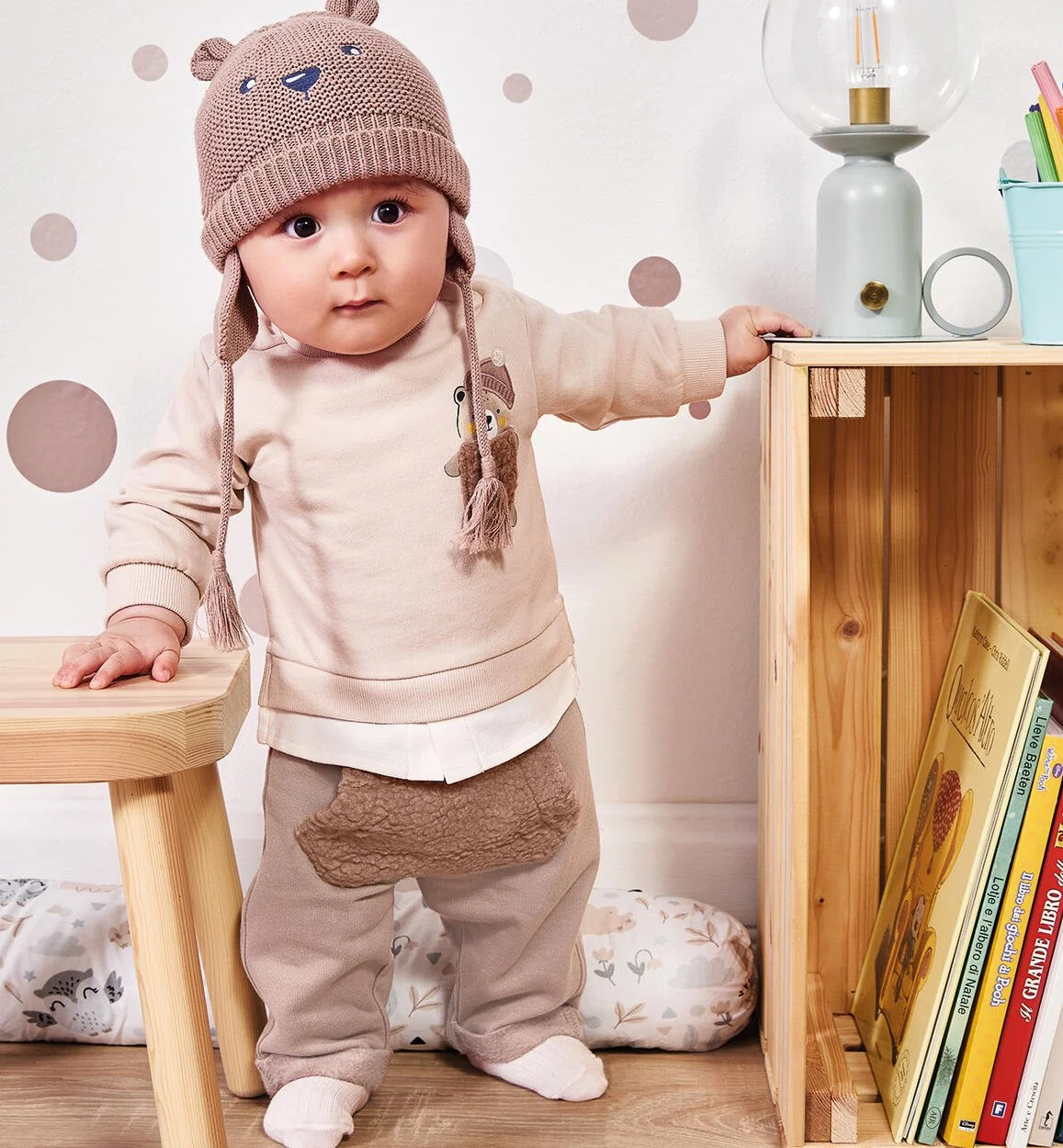 completo-bambino-sportivo-ecru-fronte-01-0264f01900-0164.jpg